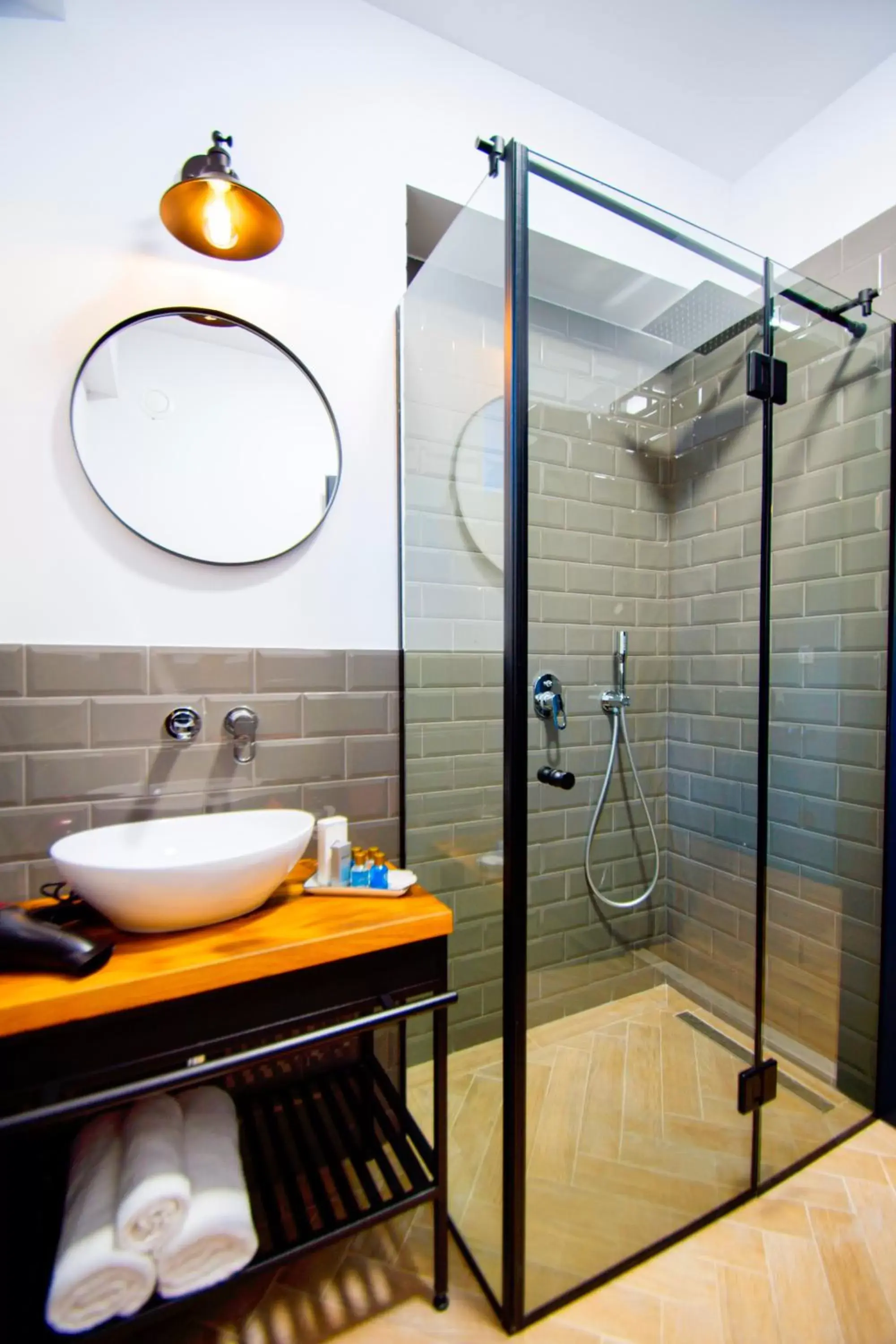 Standard Twin Room in Borjomi Bridge Hotel Standard Twin Room in Borjomi Bridge Hotel