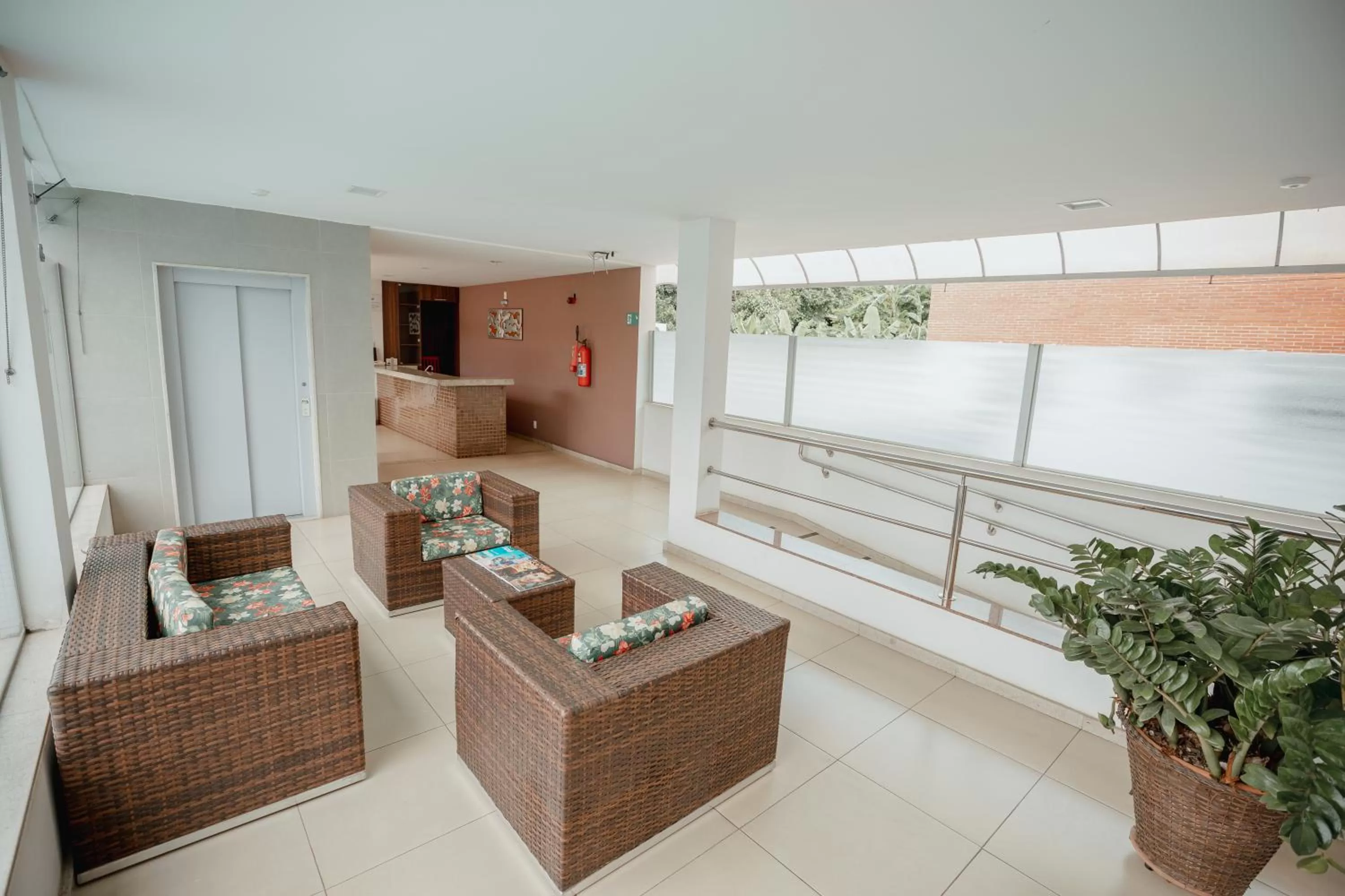 Seating area in Hotel Metropolitano