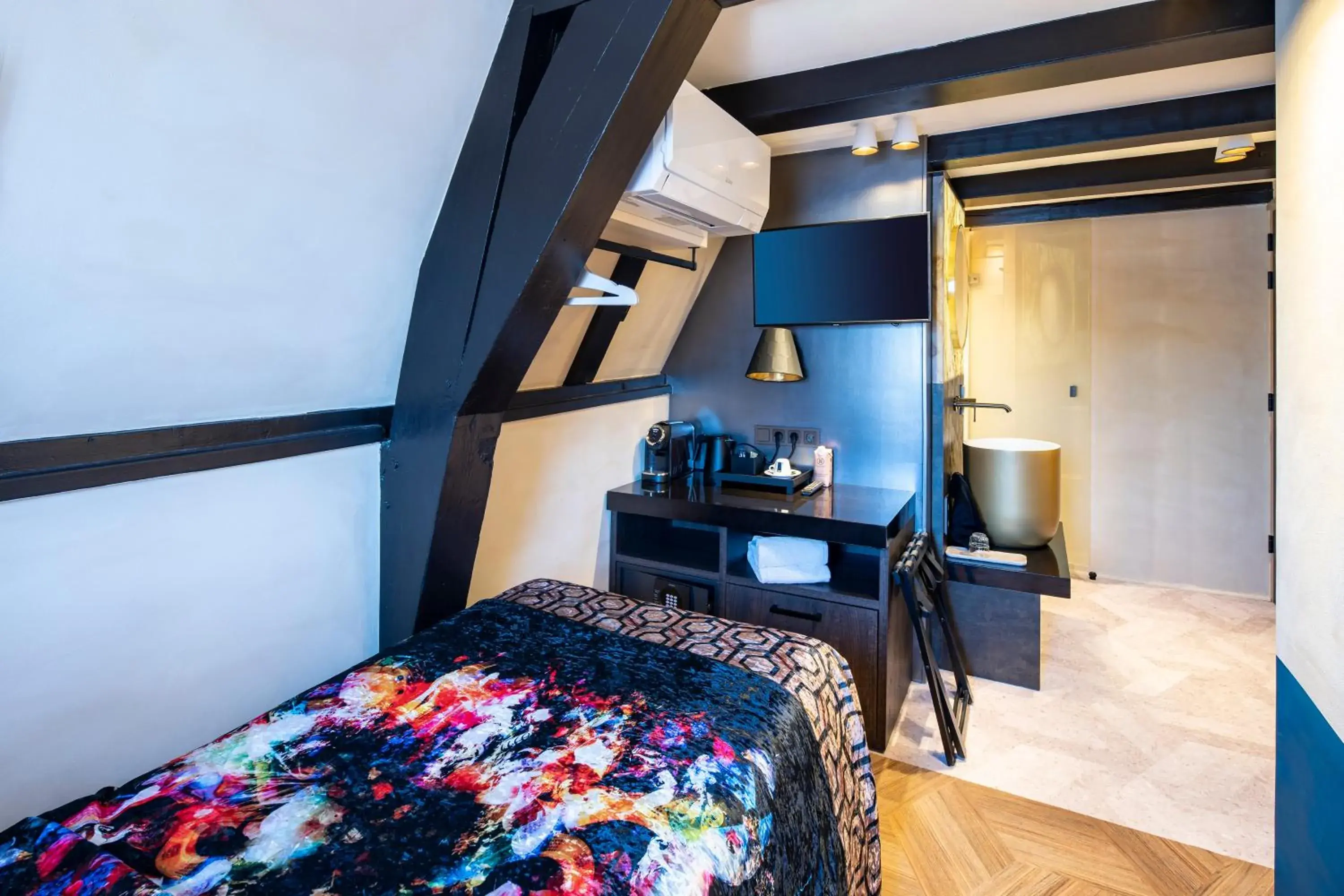 Single Room in Rokin Hotel Single Room in Rokin Hotel