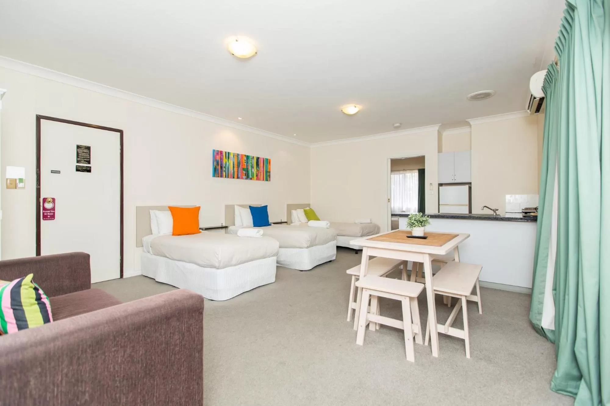 Lincoln Cottage Motor Inn