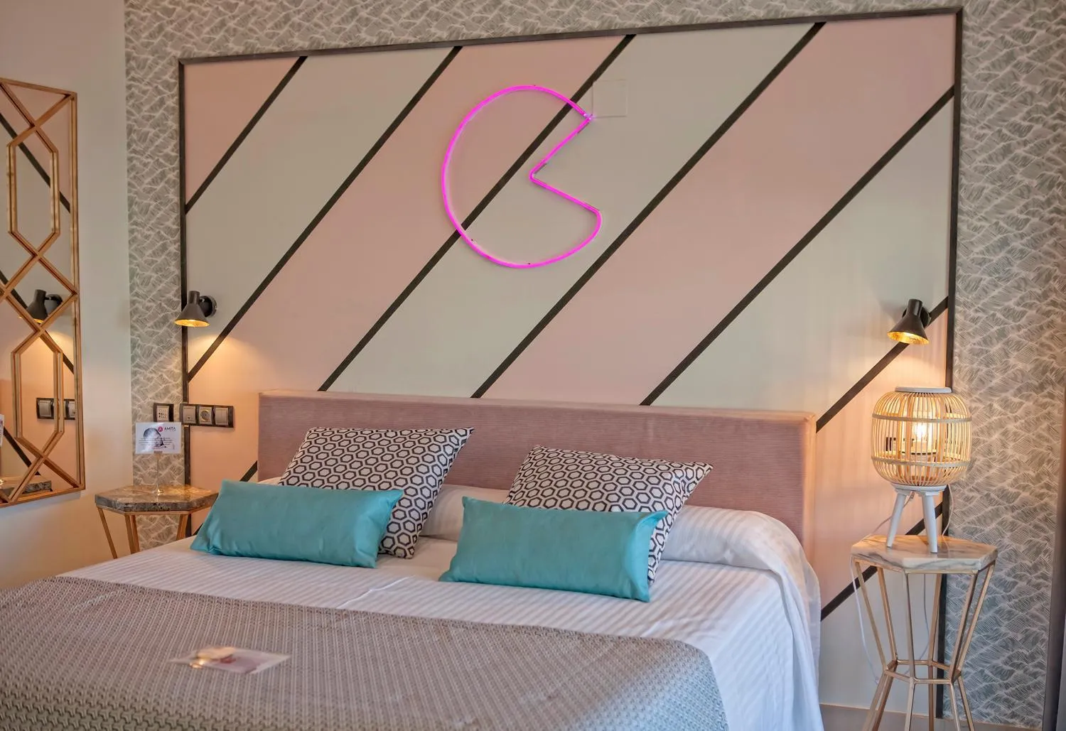 Bed in Amita Hotel Boutique "Only adults"