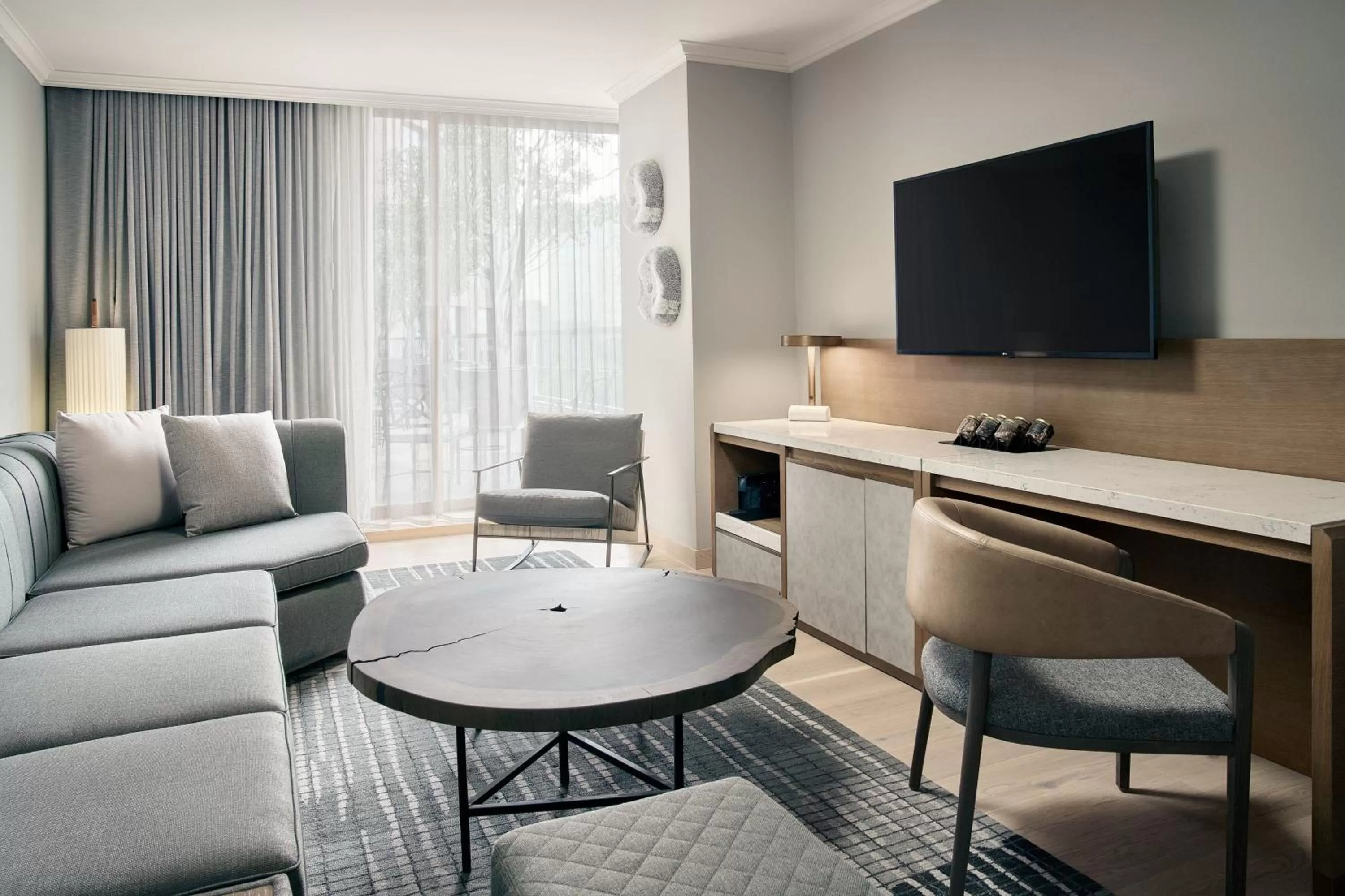 Swimming pool in JW Marriott Hotel Mexico City Polanco