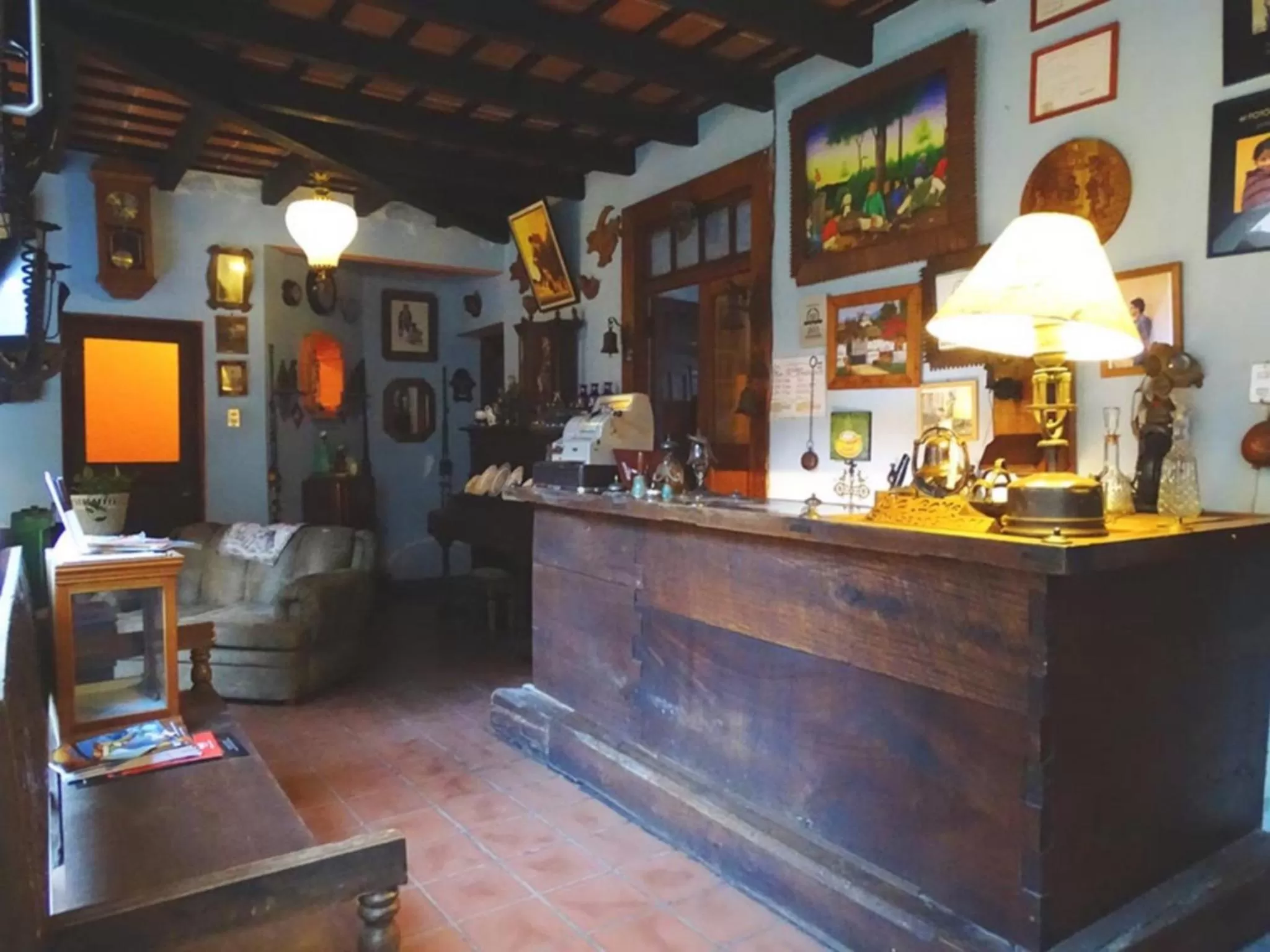 Lobby or reception, Lounge/Bar in Posada San Sebastian