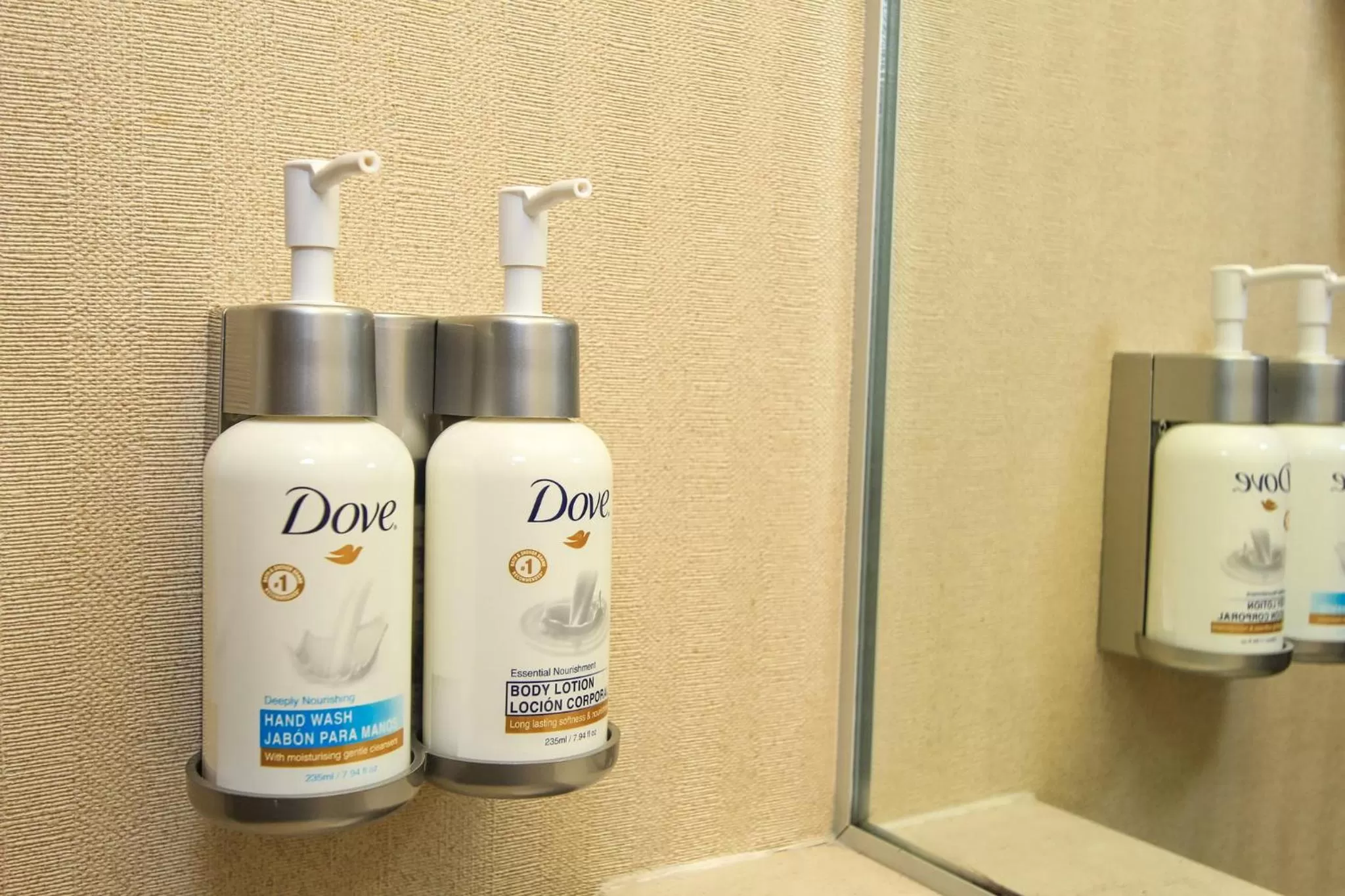 Photo of the whole room in Holiday Inn Leon-Convention Center by IHG