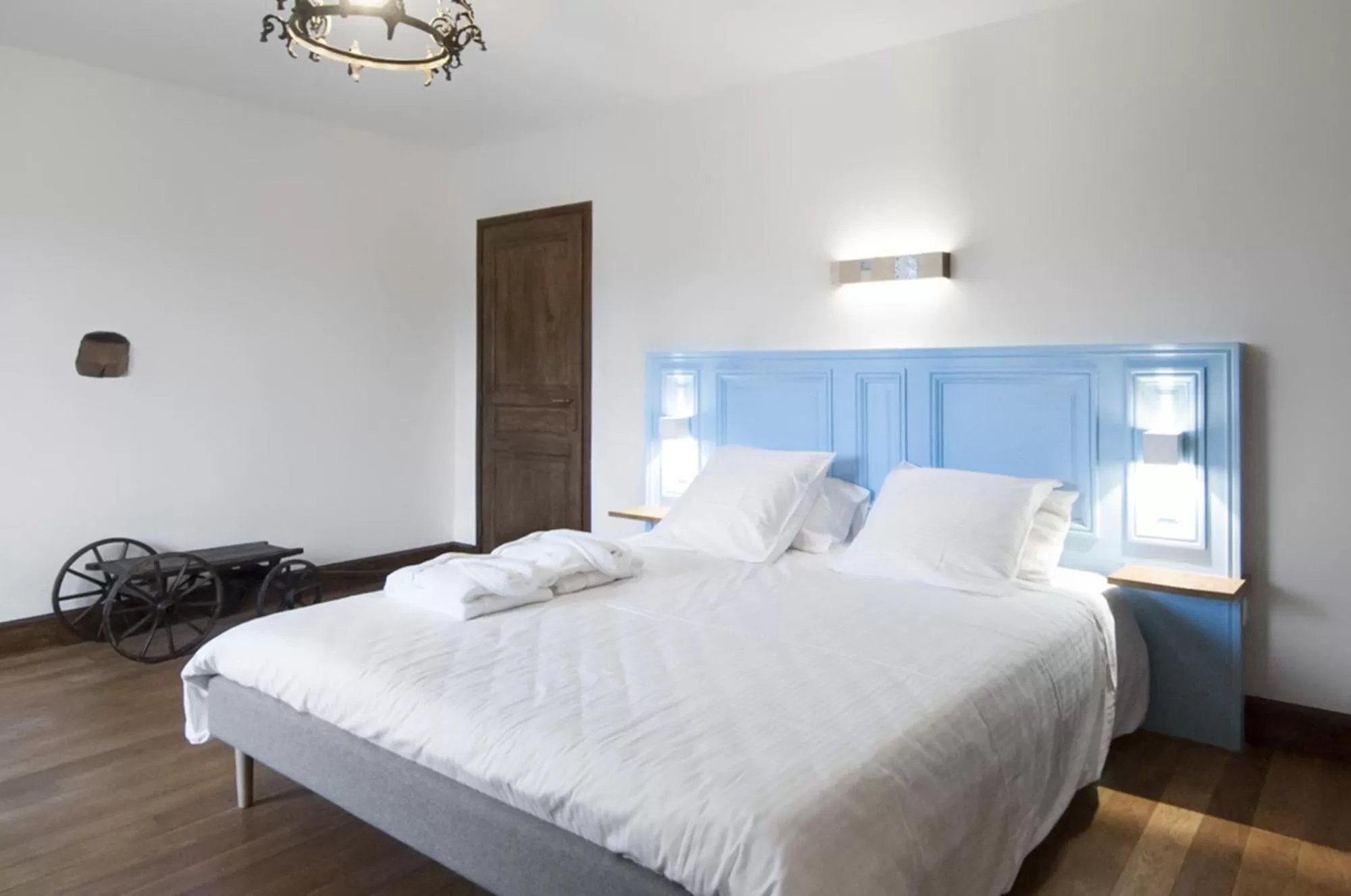 Bed in Jardin des Sens, la Rente d'Eguilly