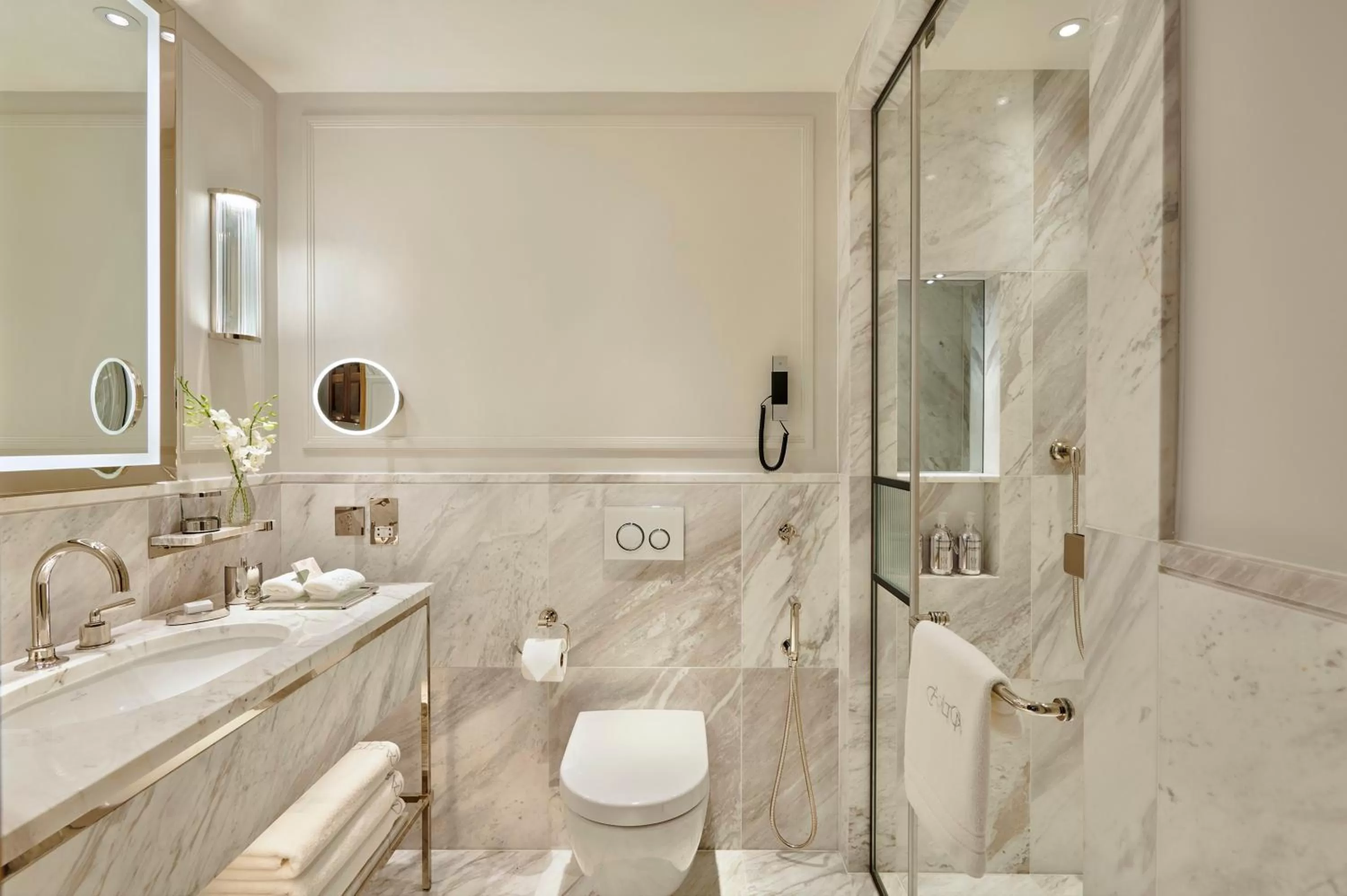 Bathroom in Jumeirah Carlton Tower London