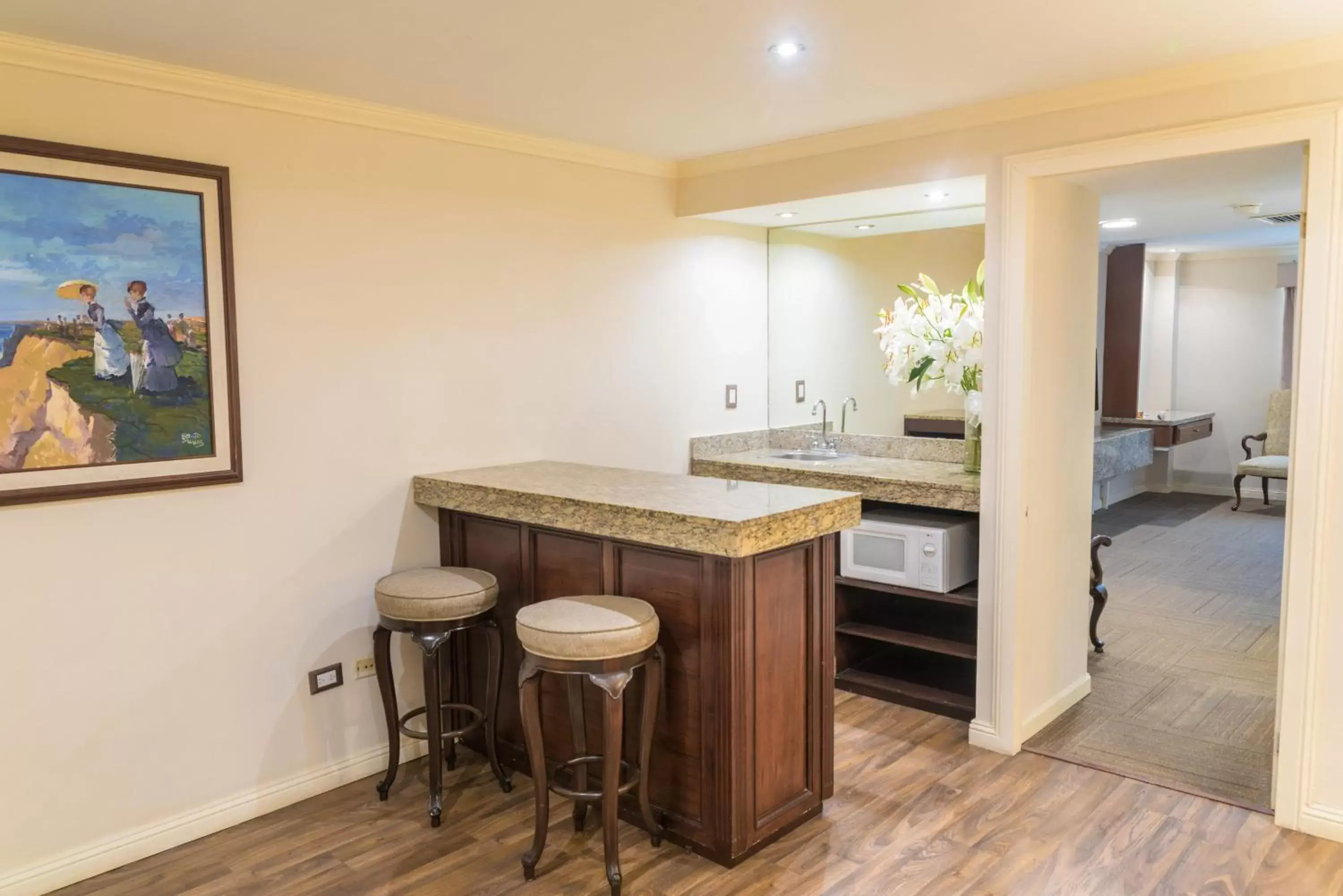 Deluxe Queen Room in Rose Hotel Deluxe Queen Room in Rose Hotel