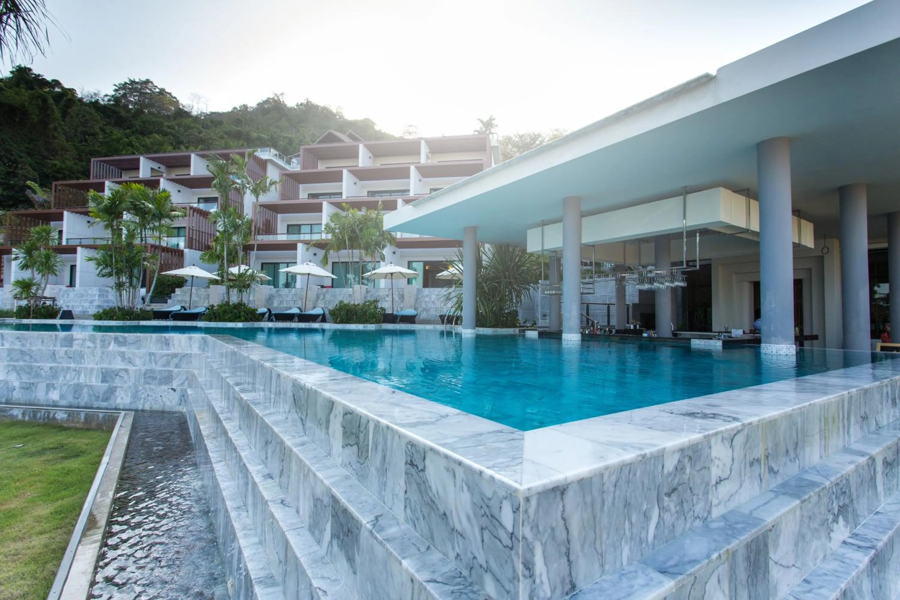 Swimming pool in Chalong Chalet Resort