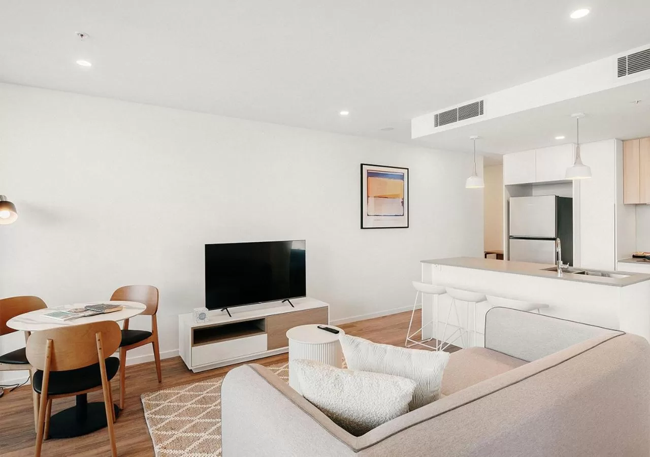 TV and multimedia in Rambla at Perry House