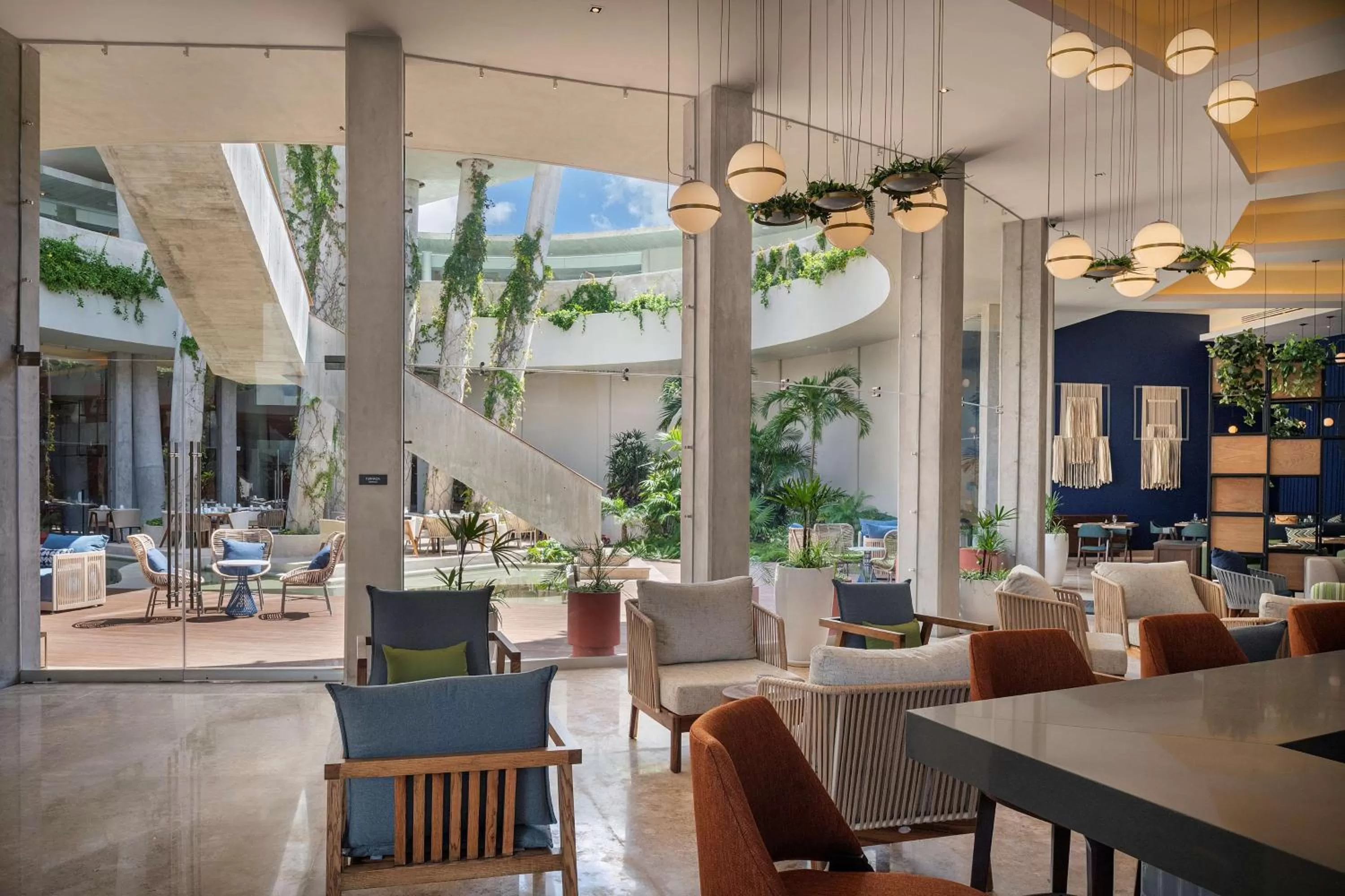 Lobby or reception in Hilton Garden Inn Cancun Airport