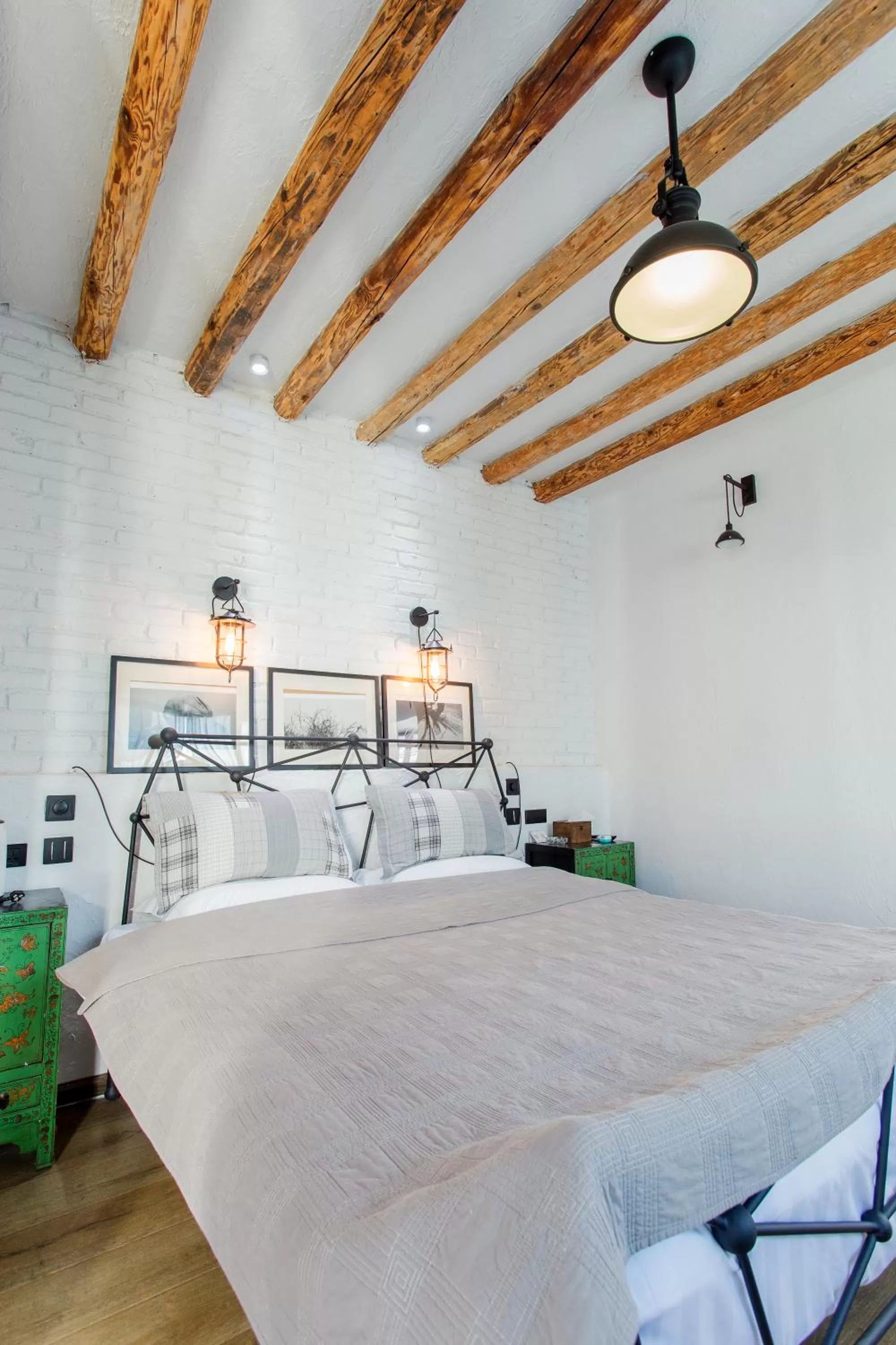 Bedroom, Bed in Hidden Hotel