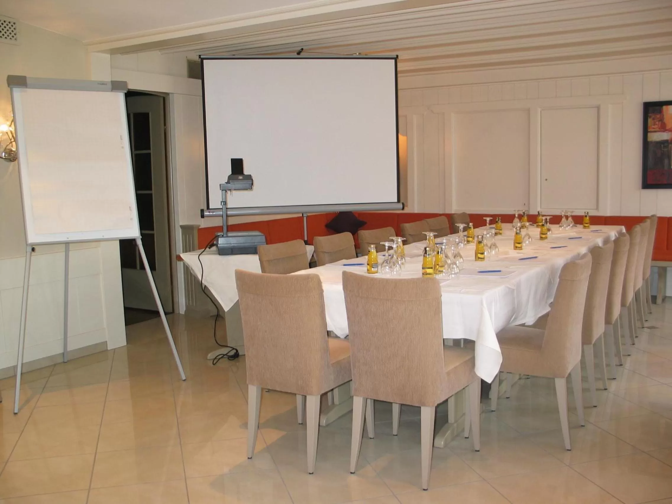 Business facilities in Hotel-Restaurant-Kolb