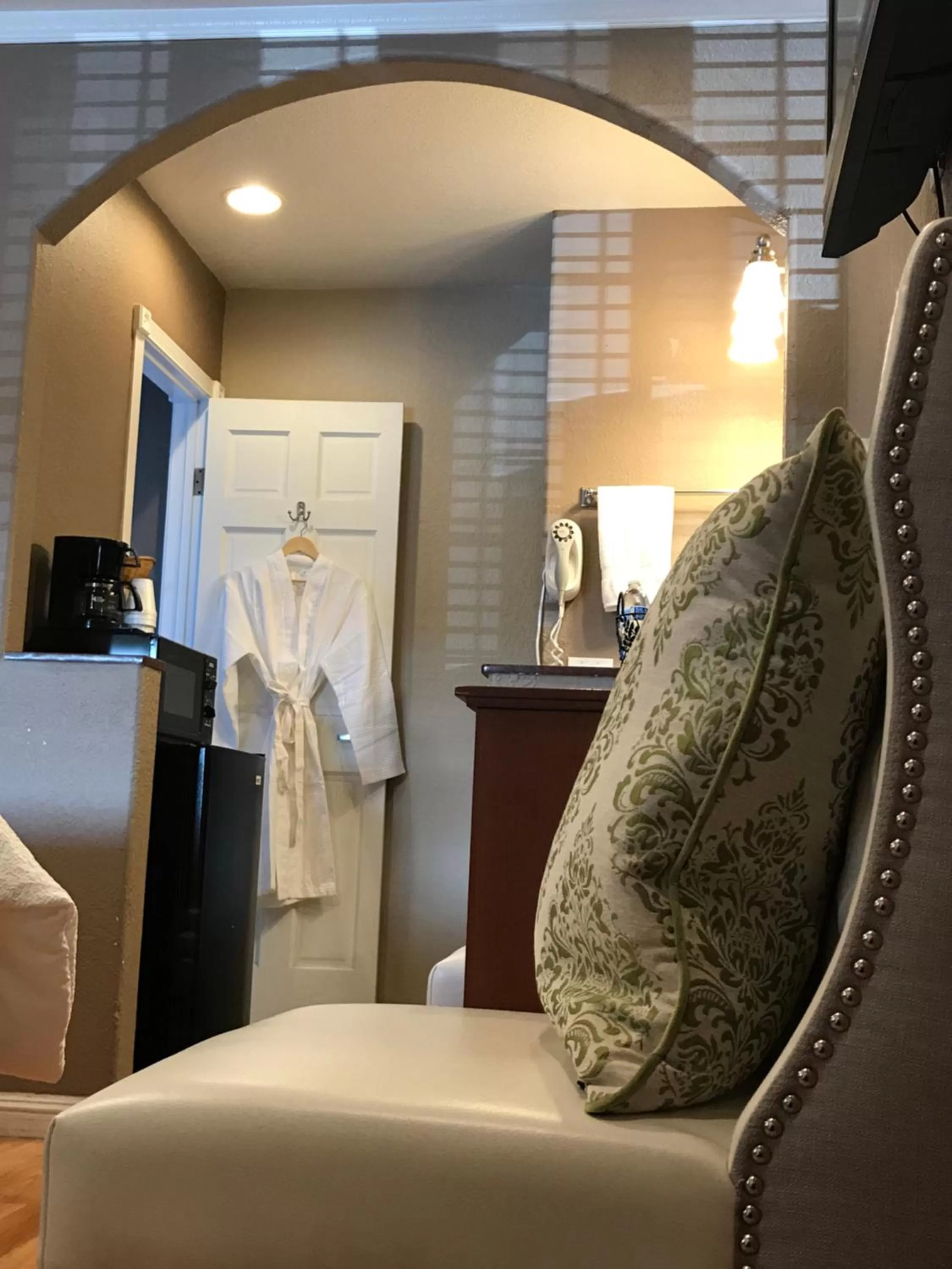 Bedroom, Bed in Chardonnay Lodge