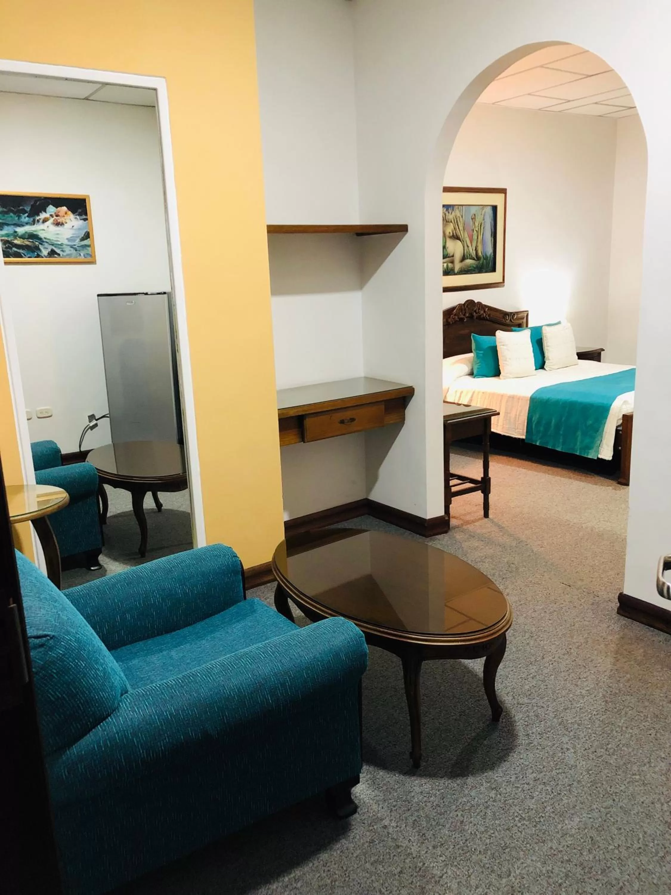 Property building, Bed in El Gran Hotel de Pereira