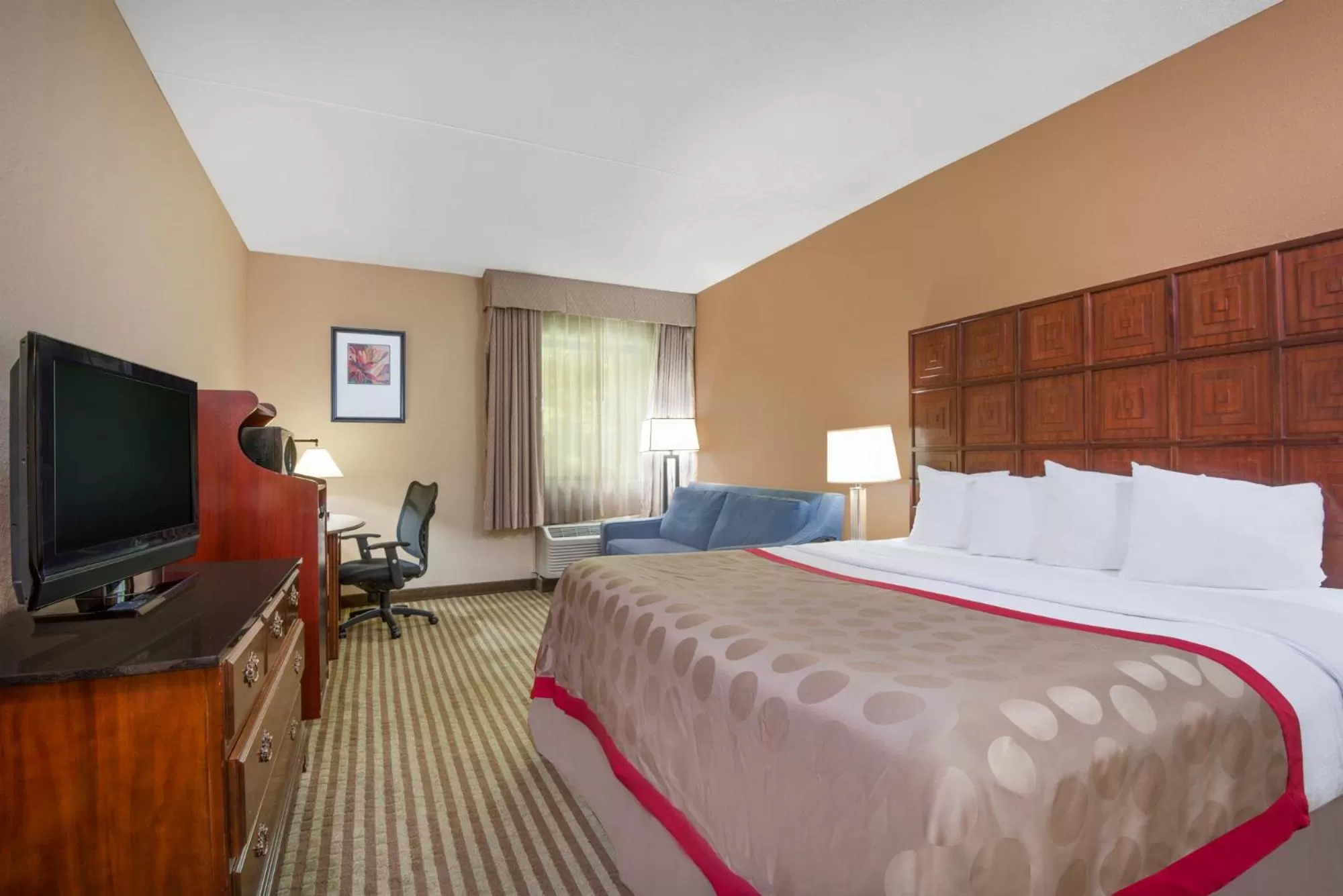 Bed in Ramada by Wyndham Columbus North