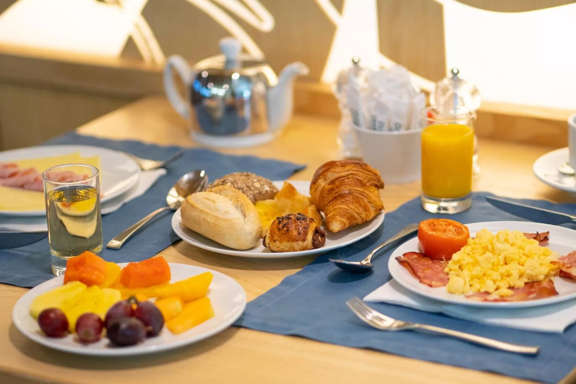 Food and drinks in Smy Lisboa