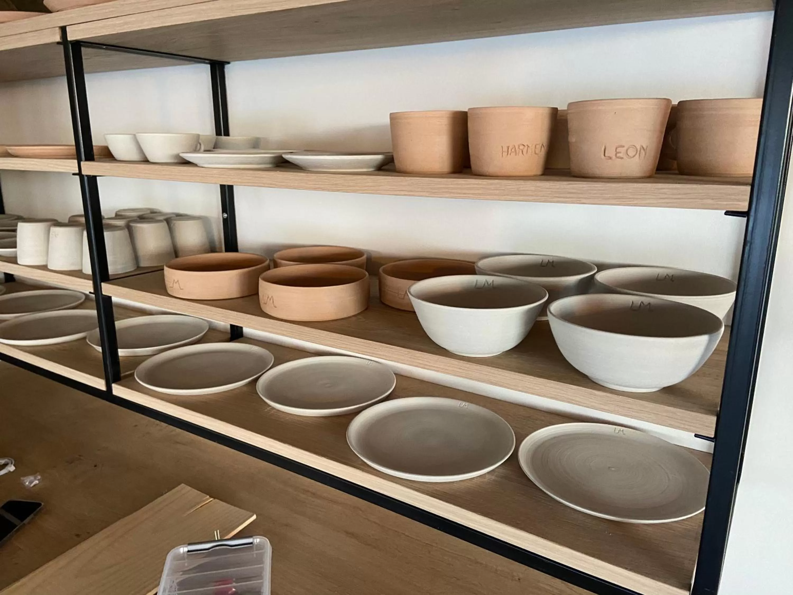 Logie Marie with hottub in the garden