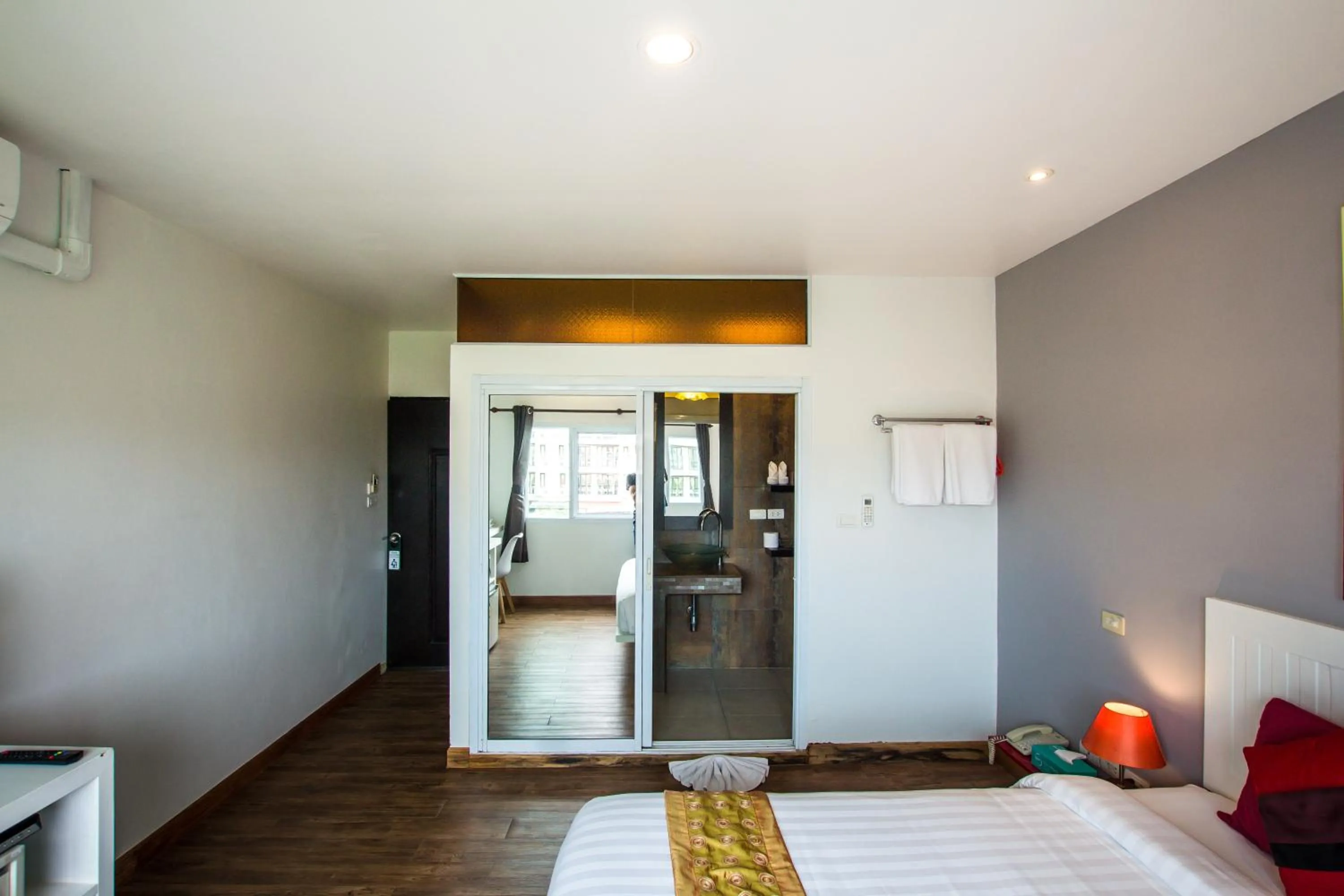 Photo of the whole room, Bed in Queen Boutique Hotel Chaweng