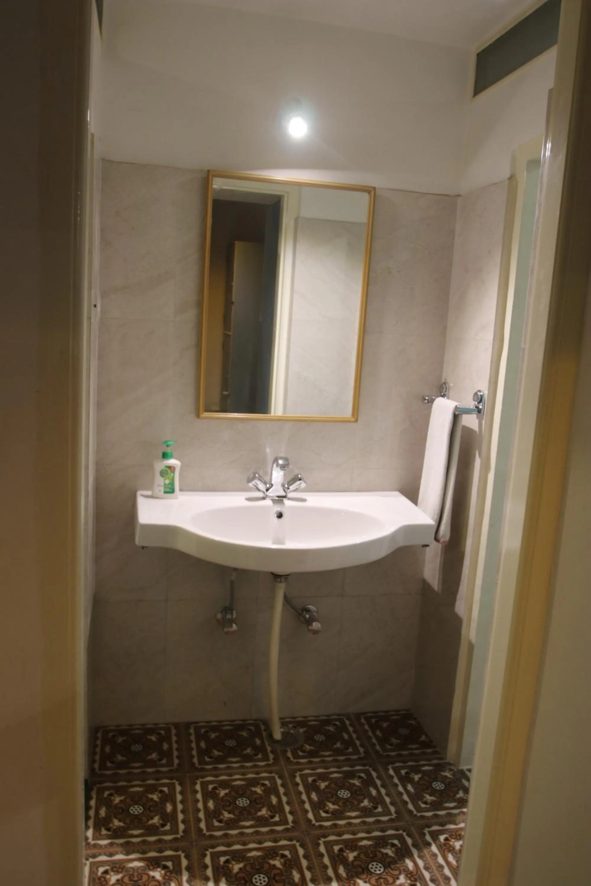 Bathroom in Jaipur Jantar Hostel