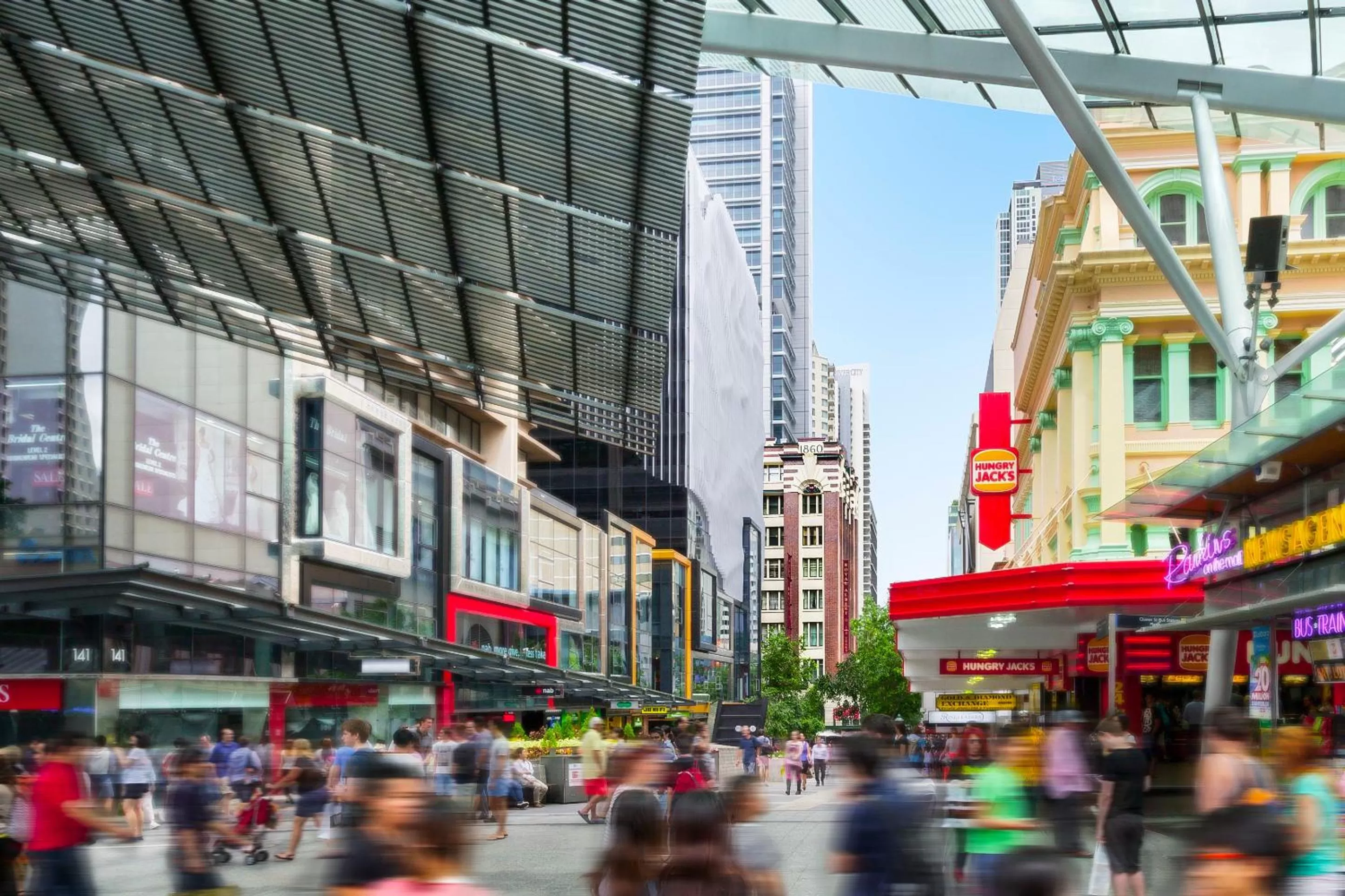 Neighbourhood in Royal Albert Hotel