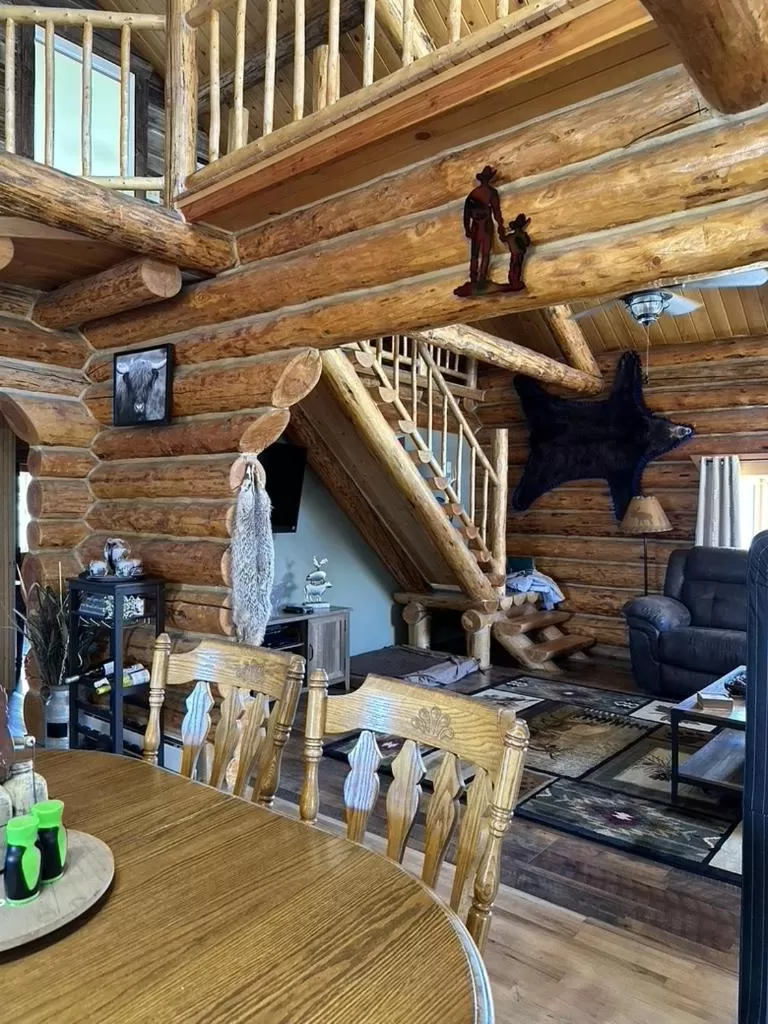 Sportsman Lodge Melrose MT