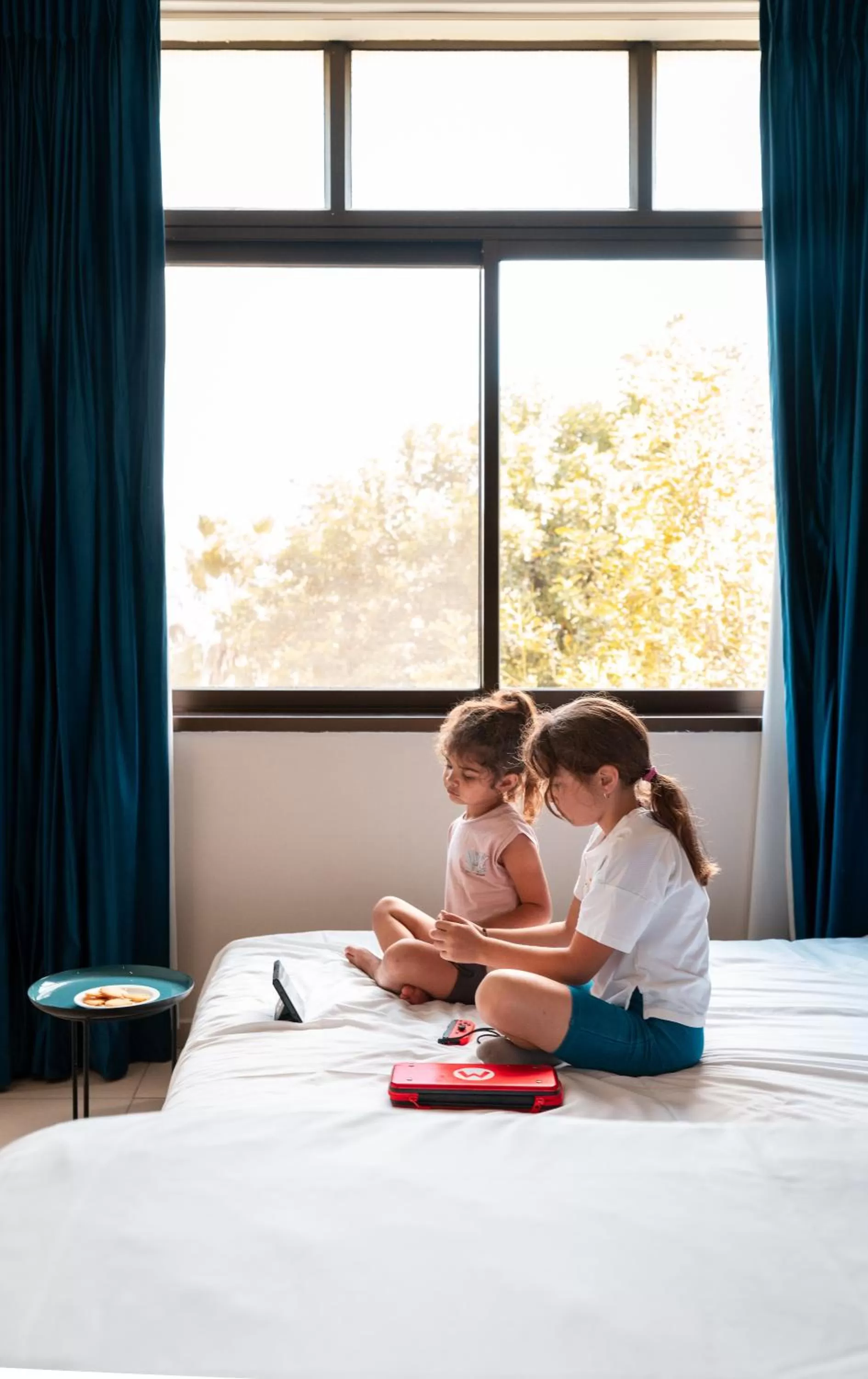 Bedroom, Bed in Eden Inn