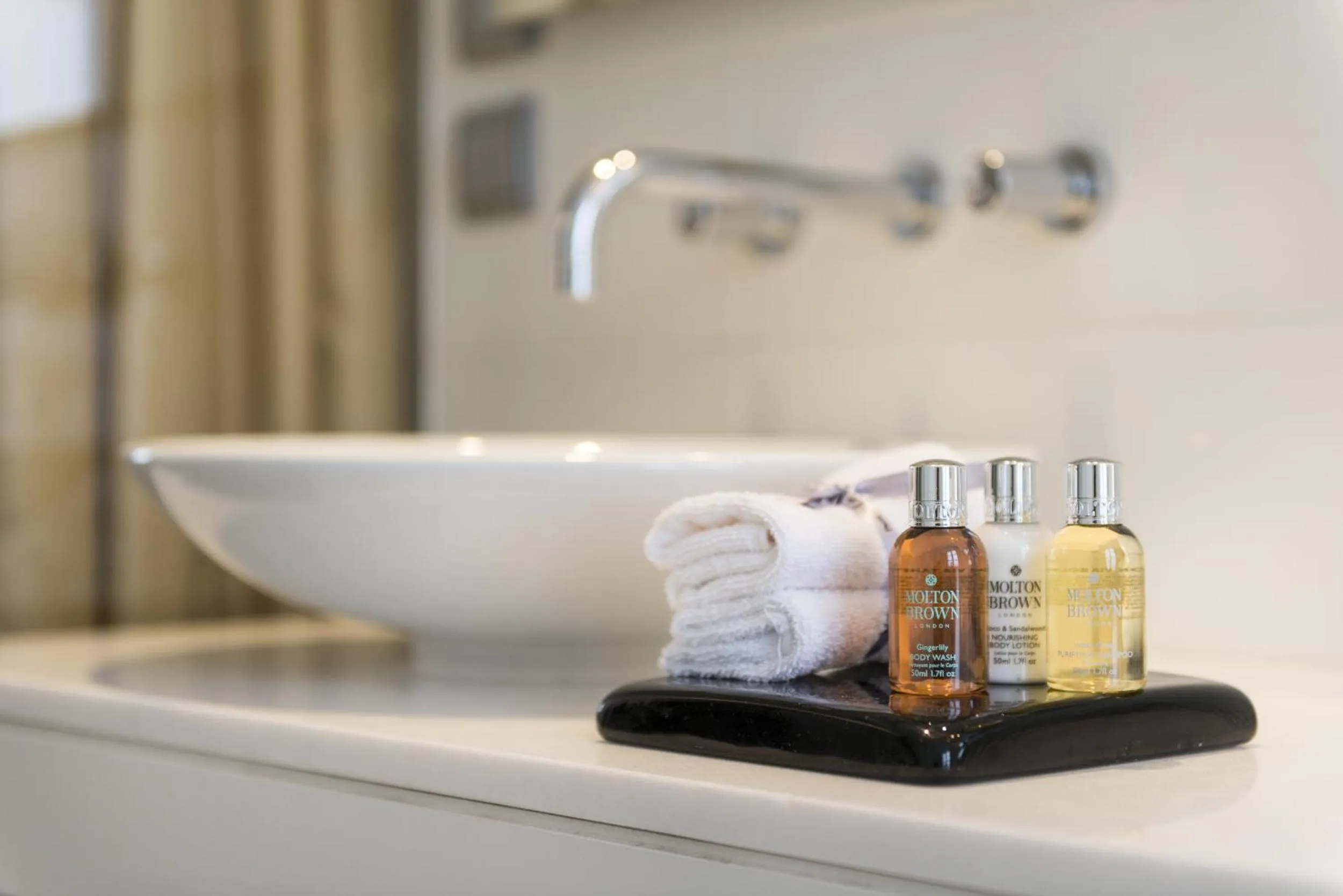 Bathroom in Hotel Le Placide Saint-Germain Des Prés