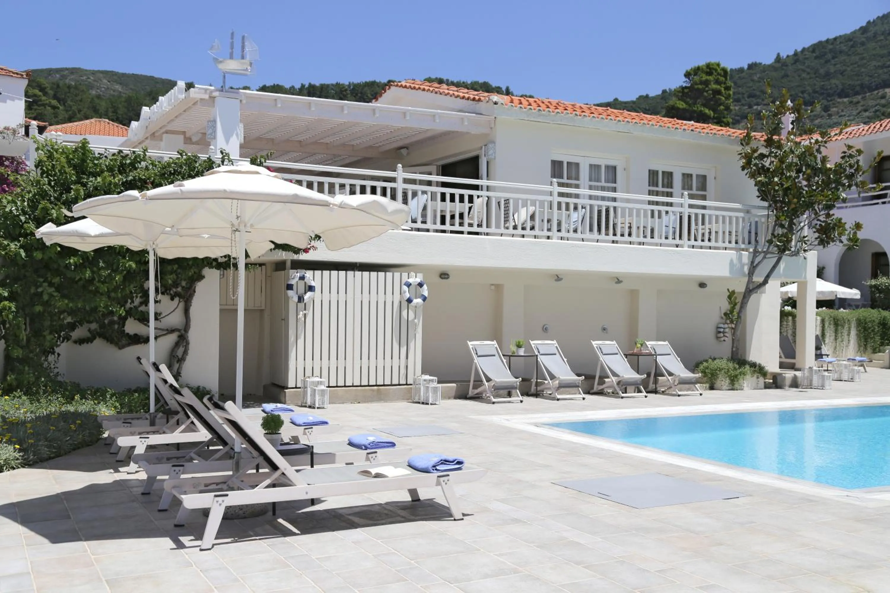 Swimming pool in Skopelos Village Hotel