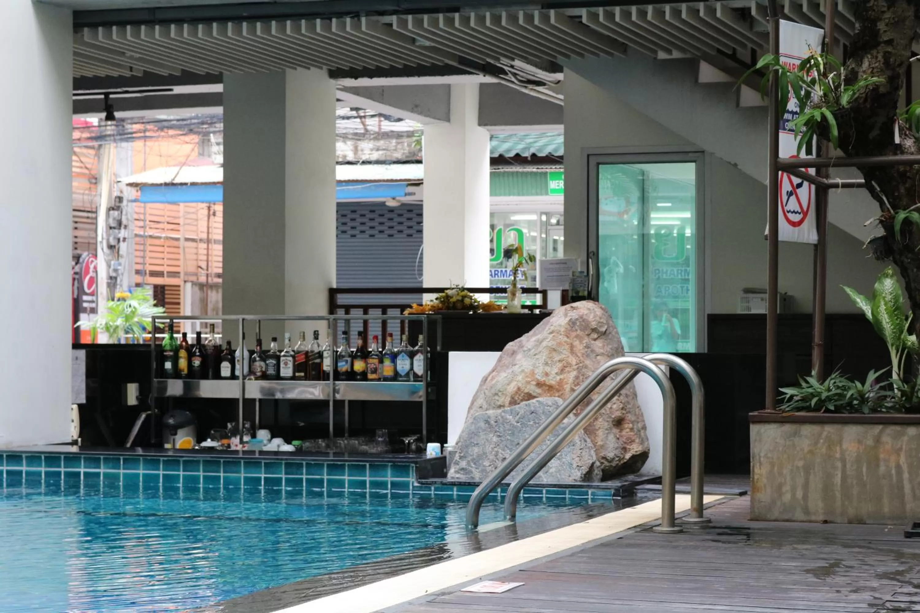 Lounge or bar in Sunshine Hotel & Residences