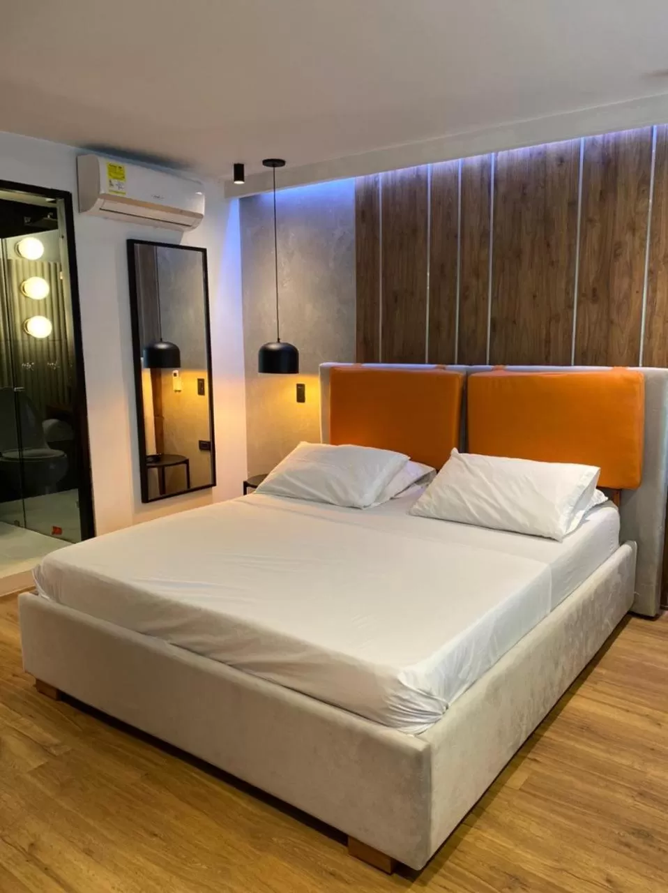 Bedroom, Bed in Stanza Hotel Medellin