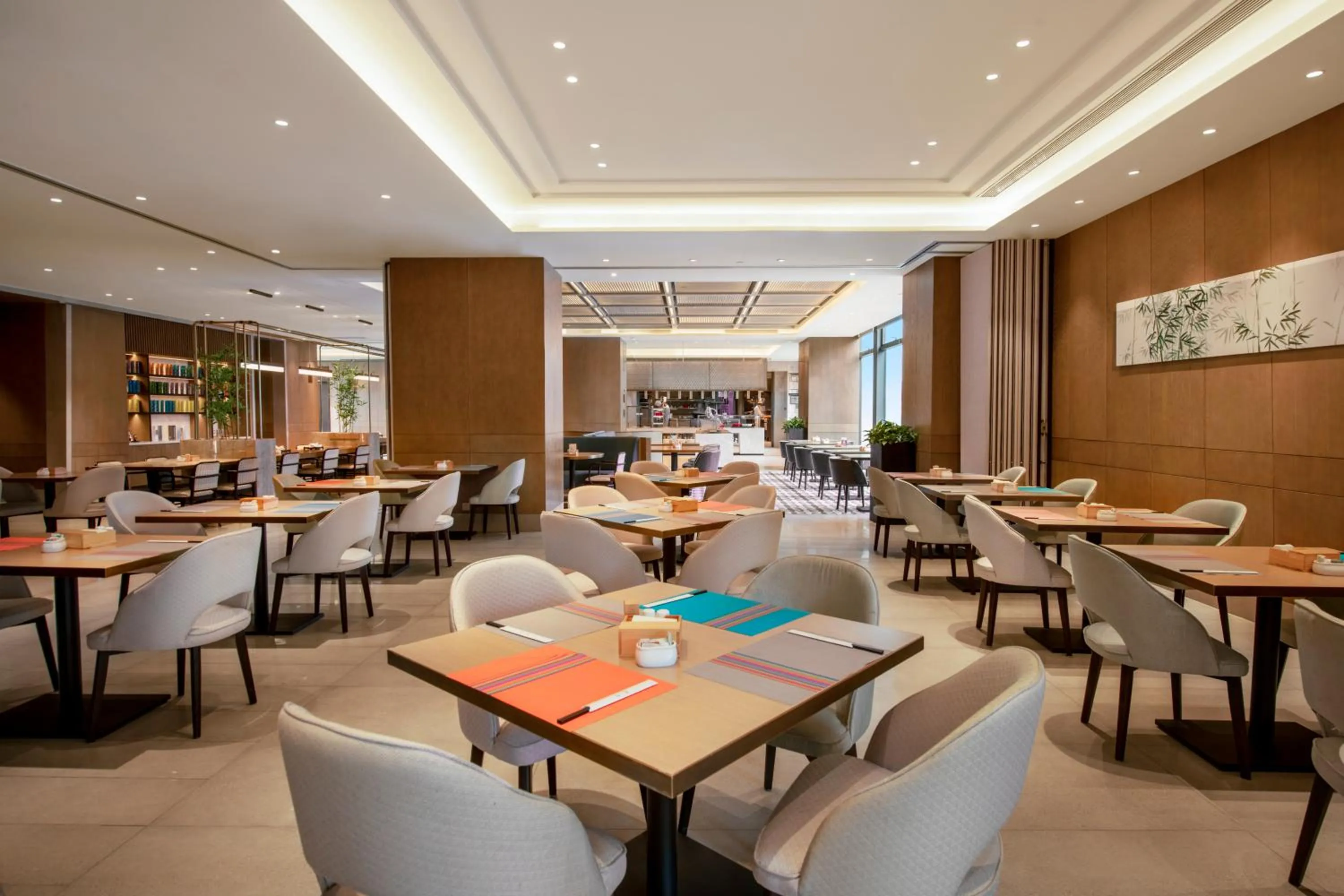 Restaurant/places to eat in Hyatt Place Chengdu Pebble Walk