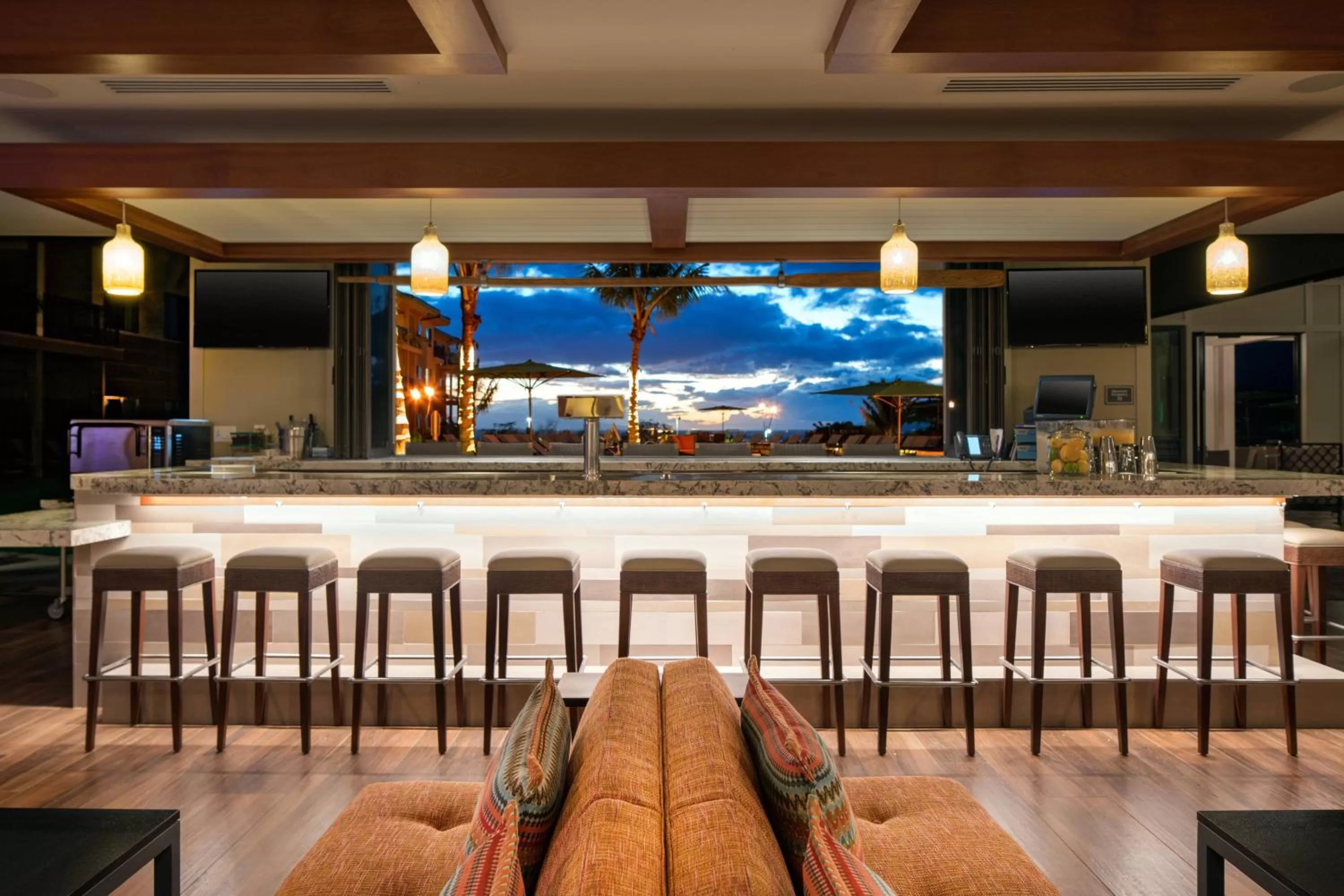 Lobby or reception in Residence Inn by Marriott Maui Wailea
