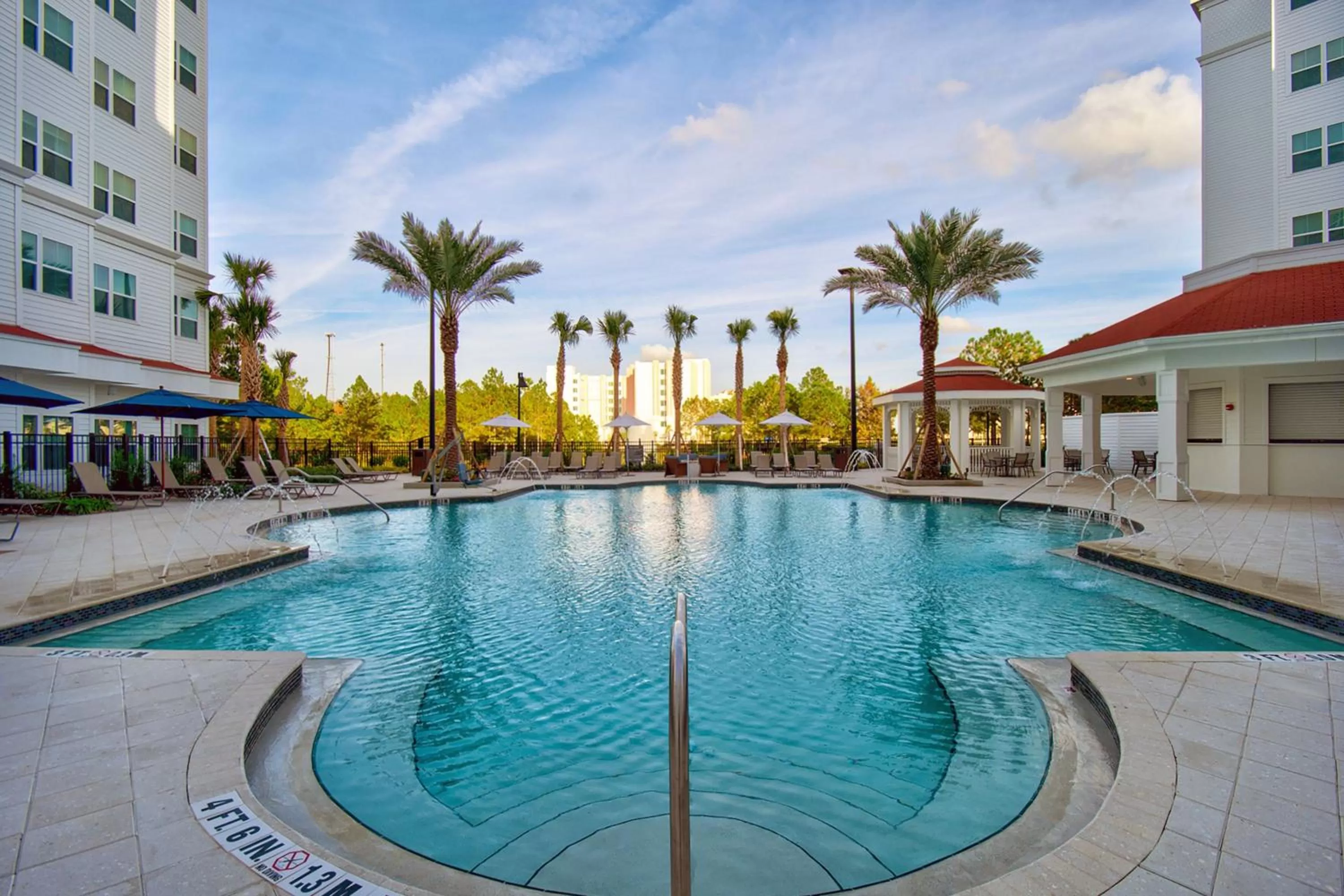 Swimming pool in Residence Inn by Marriott Orlando at FLAMINGO CROSSINGS Town Center
