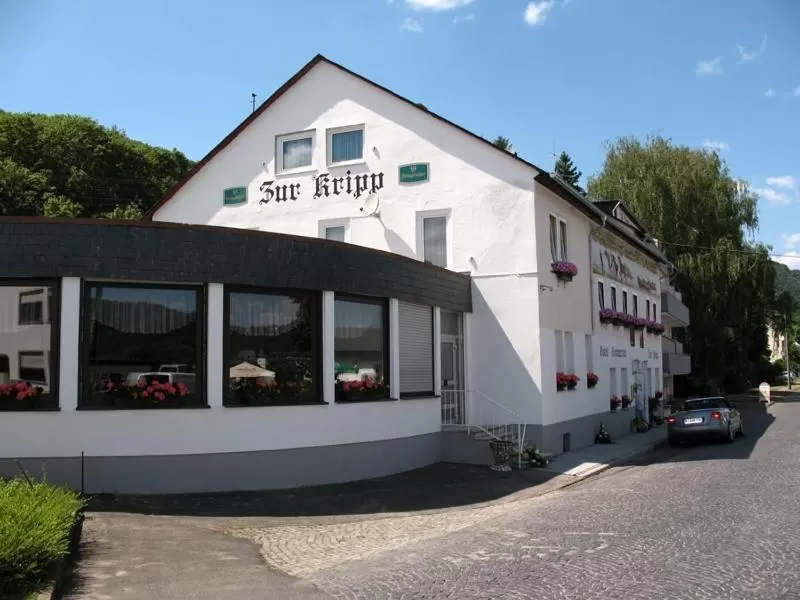 Facade/entrance, Property Building in Hotel Zur Kripp