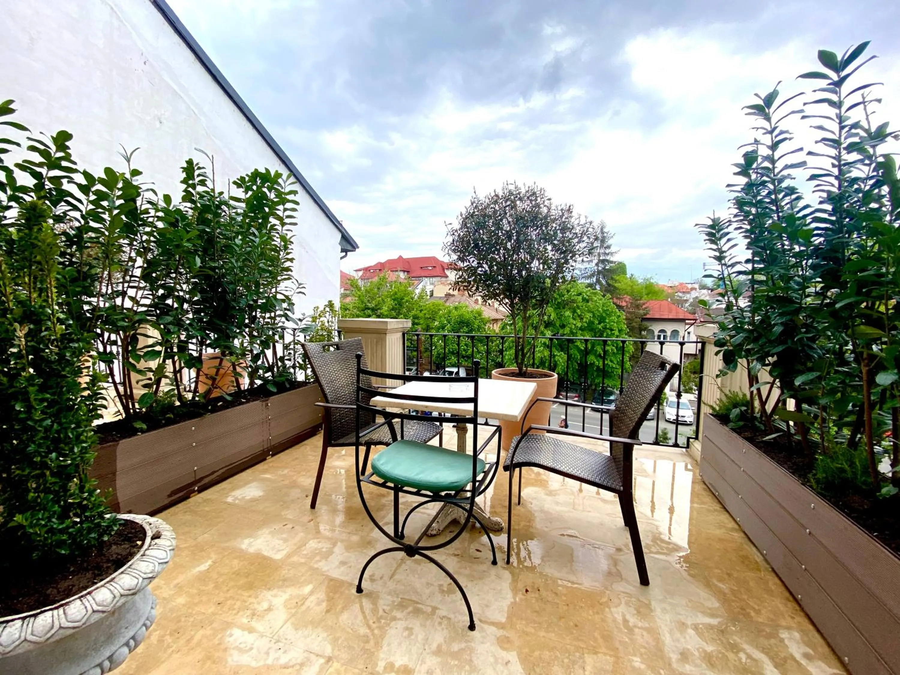 Balcony/Terrace in Arc de Triomphe by Residence Hotels
