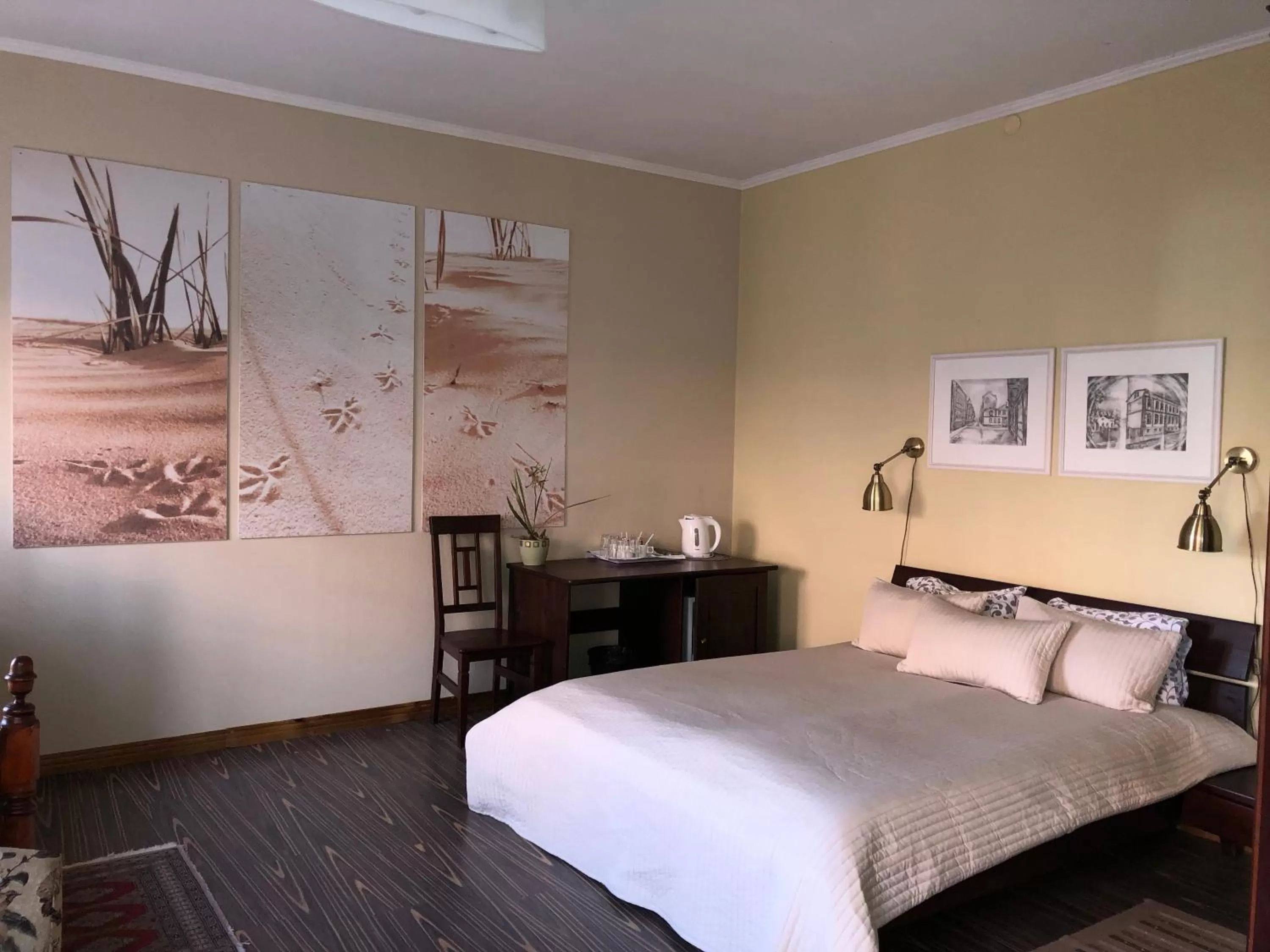 Staff, Bed in Hotel Vilhelmine