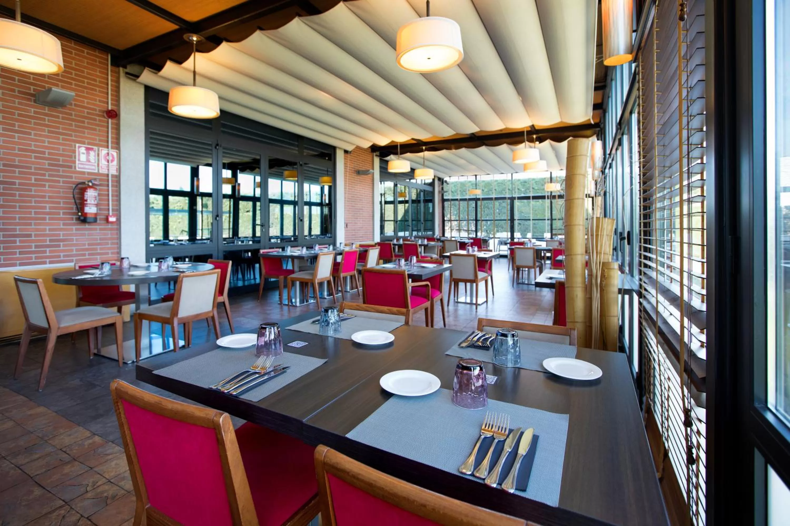 Restaurant/places to eat in Hotel Salamanca Montalvo