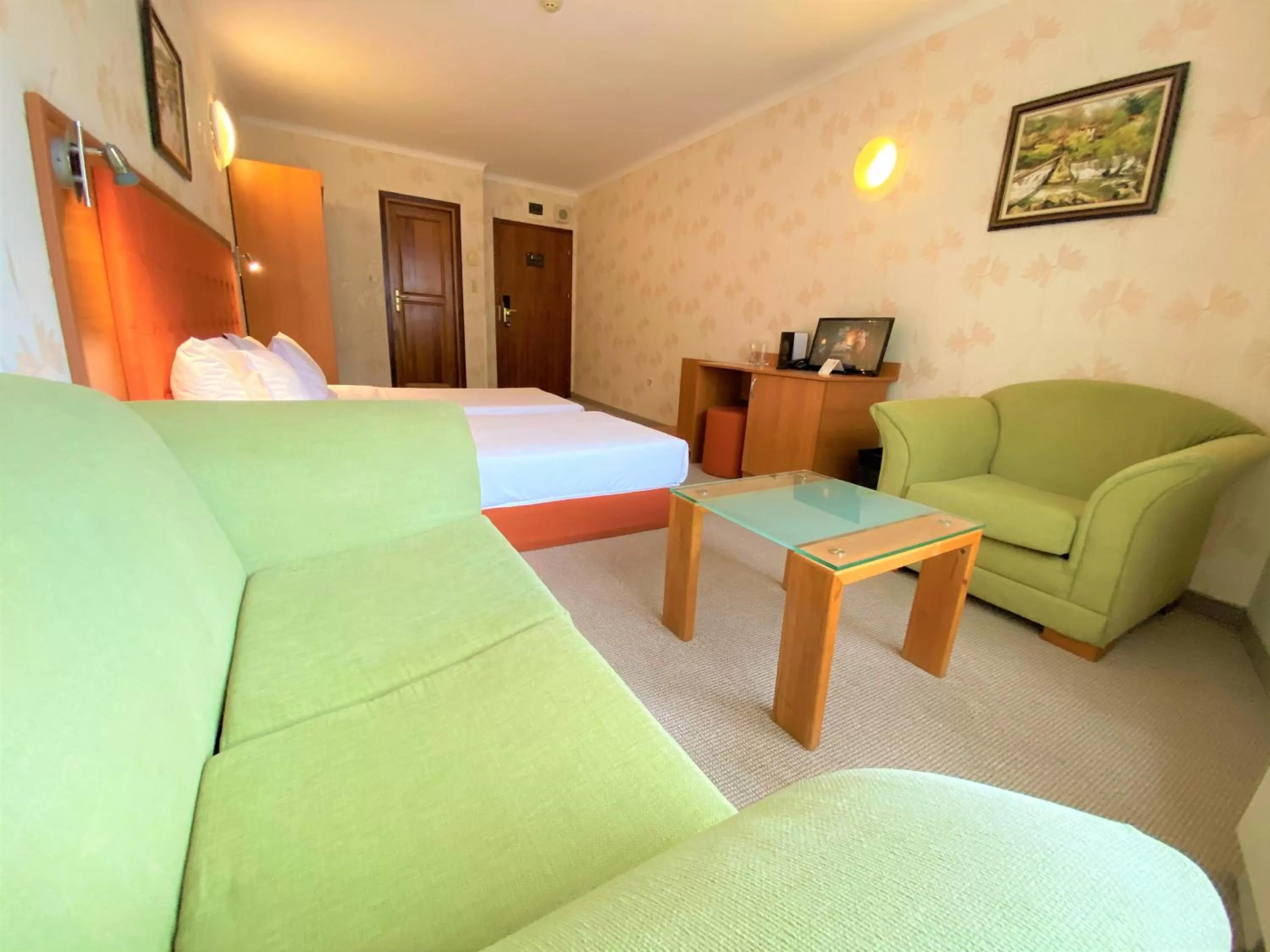 Photo of the whole room, Seating Area in Light Hotel