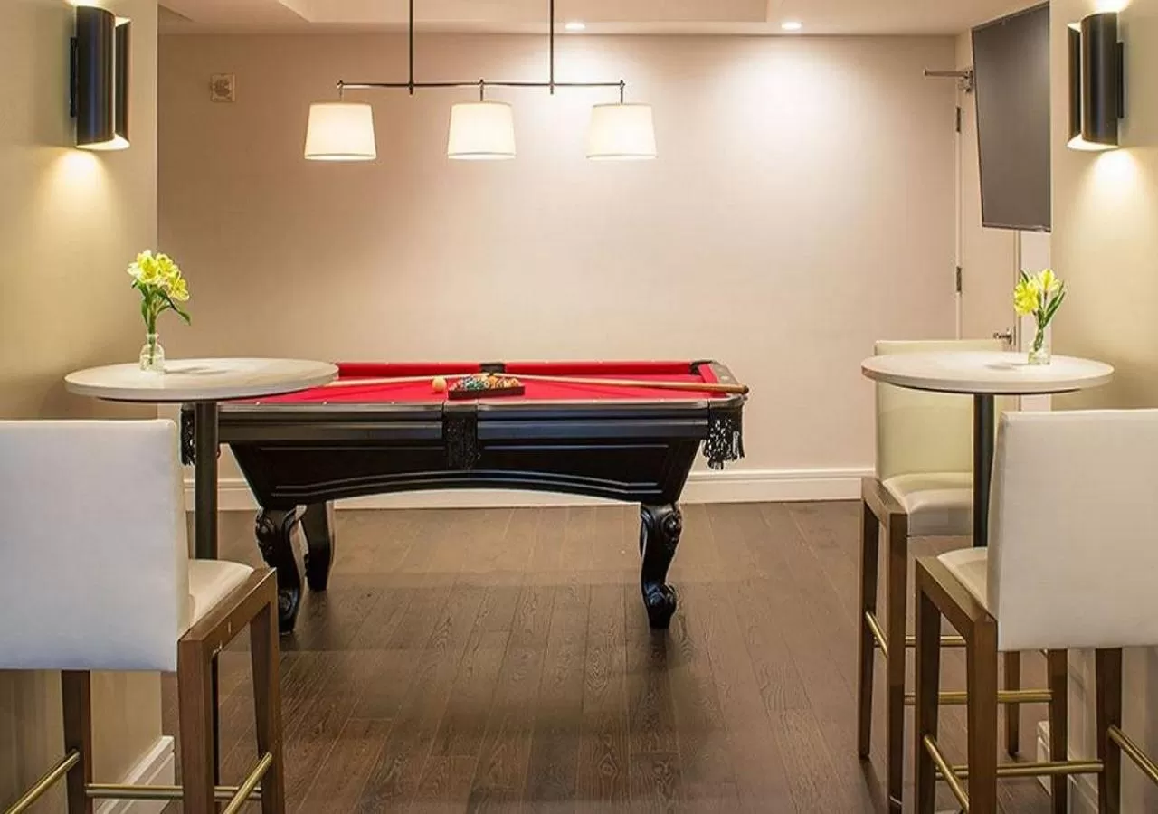 Billiard in King George