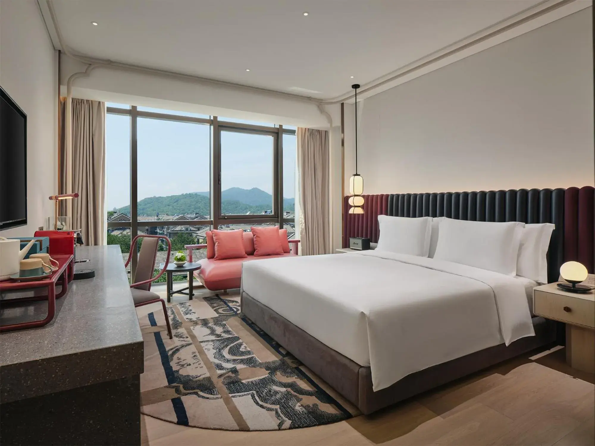 Standard King Room in Hotel Indigo Hangzhou Uptown,Close to Westlake , boutique design hotel with freeflow minibar Standard King Room in Hotel Indigo Hangzhou Uptown,Close to Westlake , boutique design hotel with freeflow minibar