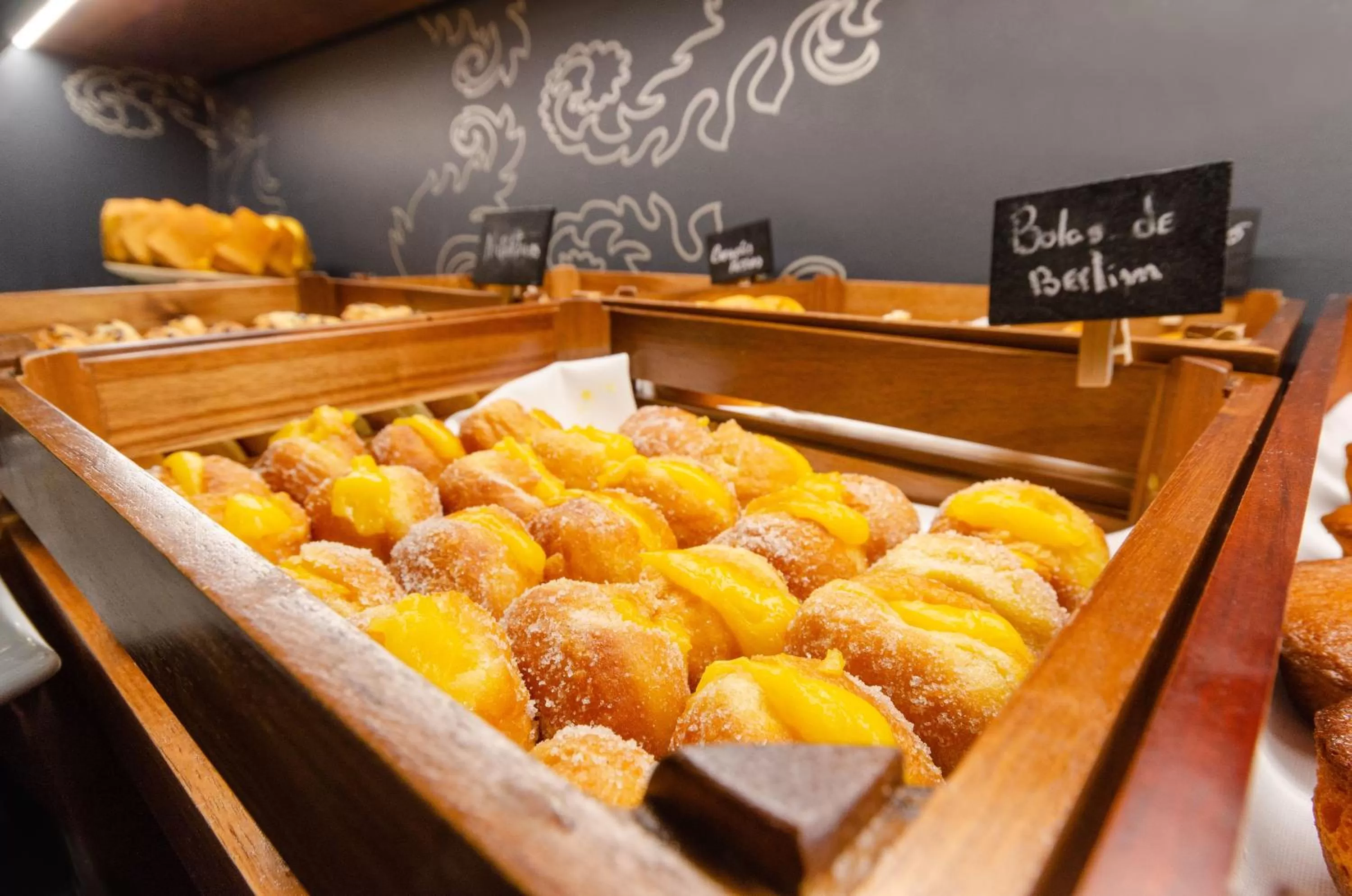 Restaurant/places to eat in Olissippo Oriente