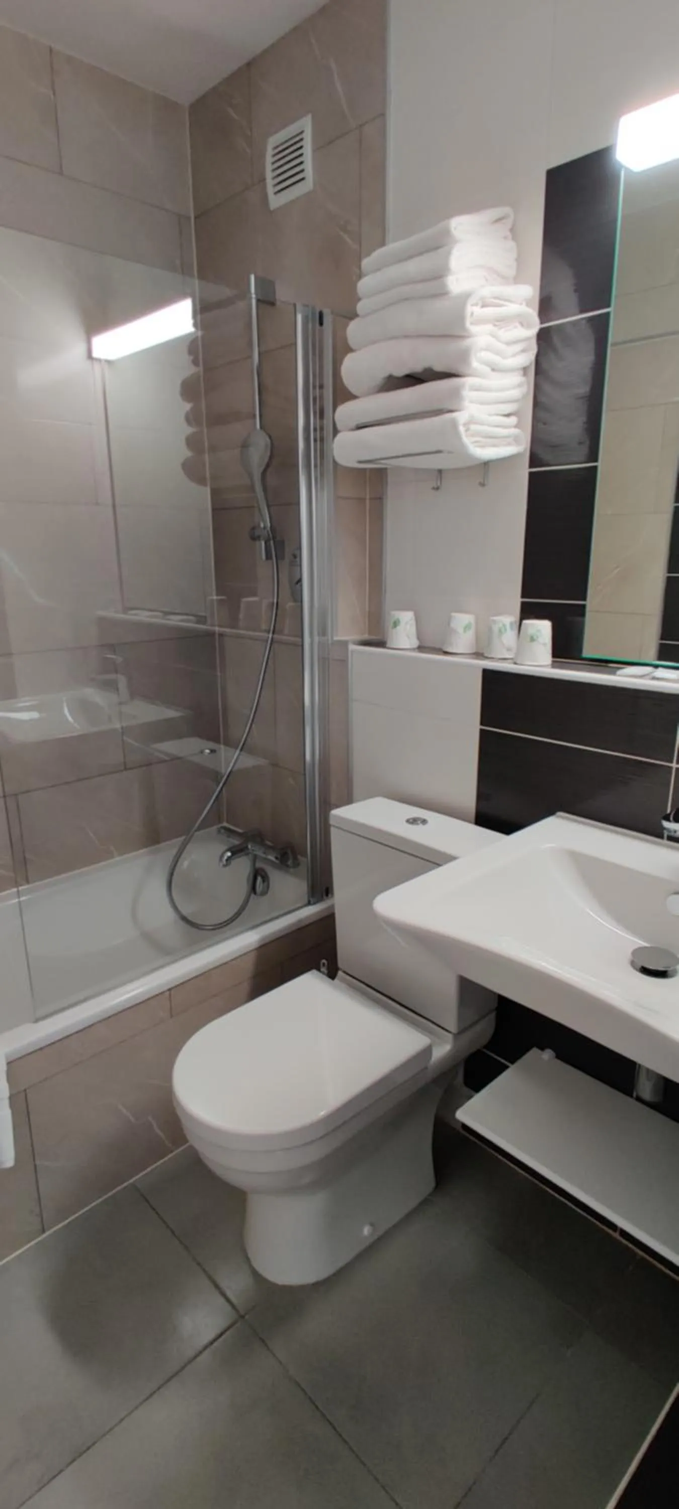 Property building in Logis Hôtel Les Bleuets