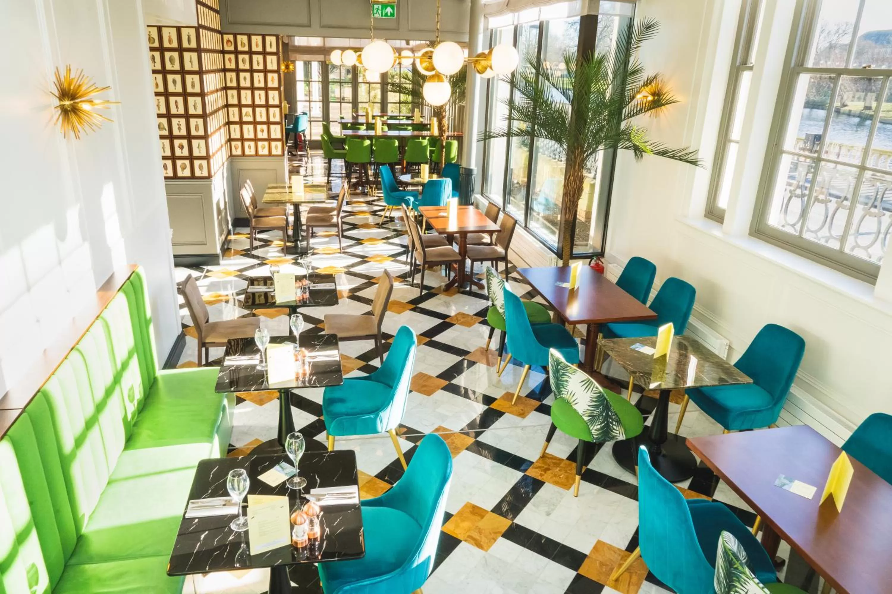 Restaurant/places to eat in Bedford Swan Hotel and Thermal Spa