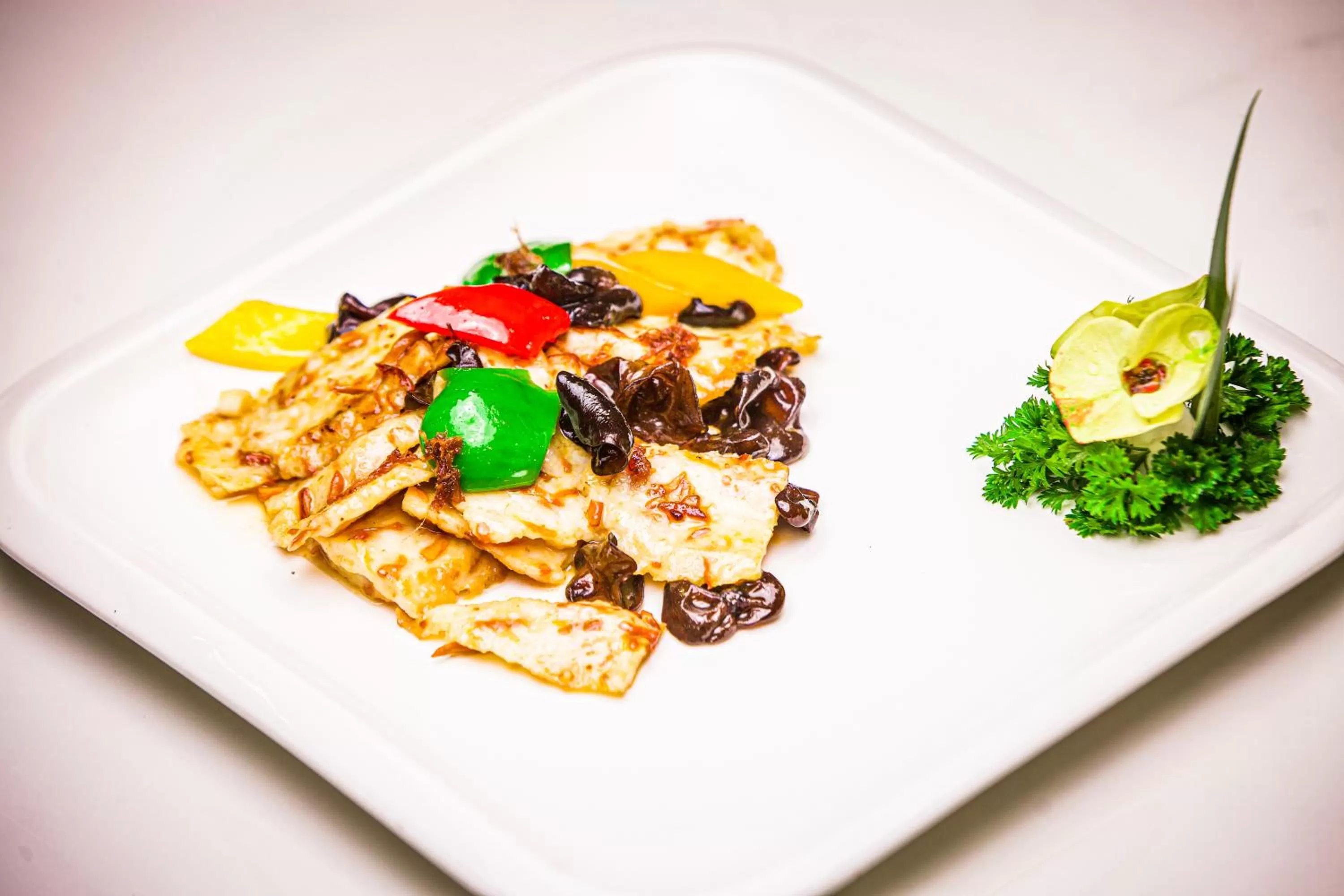 Dinner, Food in Hôtel FAMILLE MONDIALE