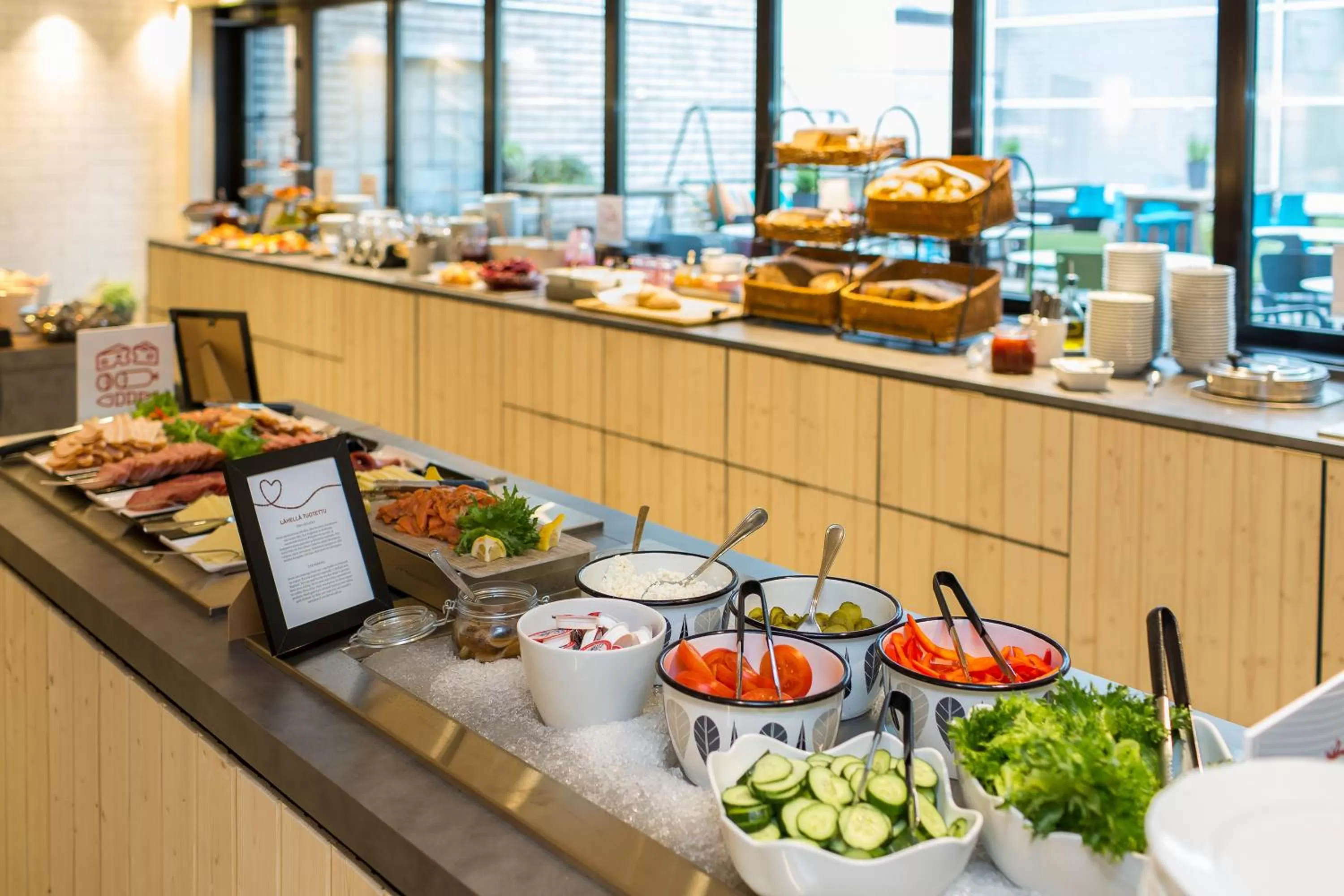 Food and drinks in Original Sokos Hotel Arina Oulu