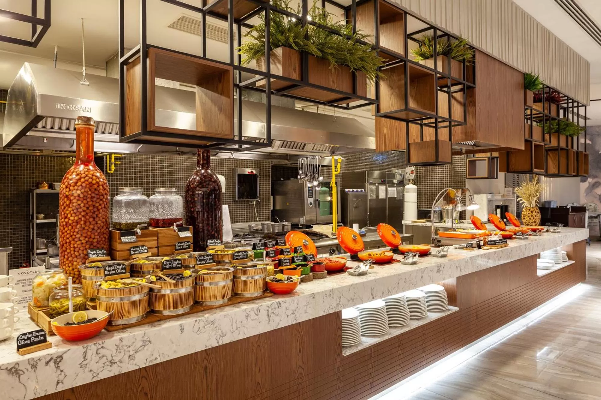 Buffet breakfast in Novotel Trabzon