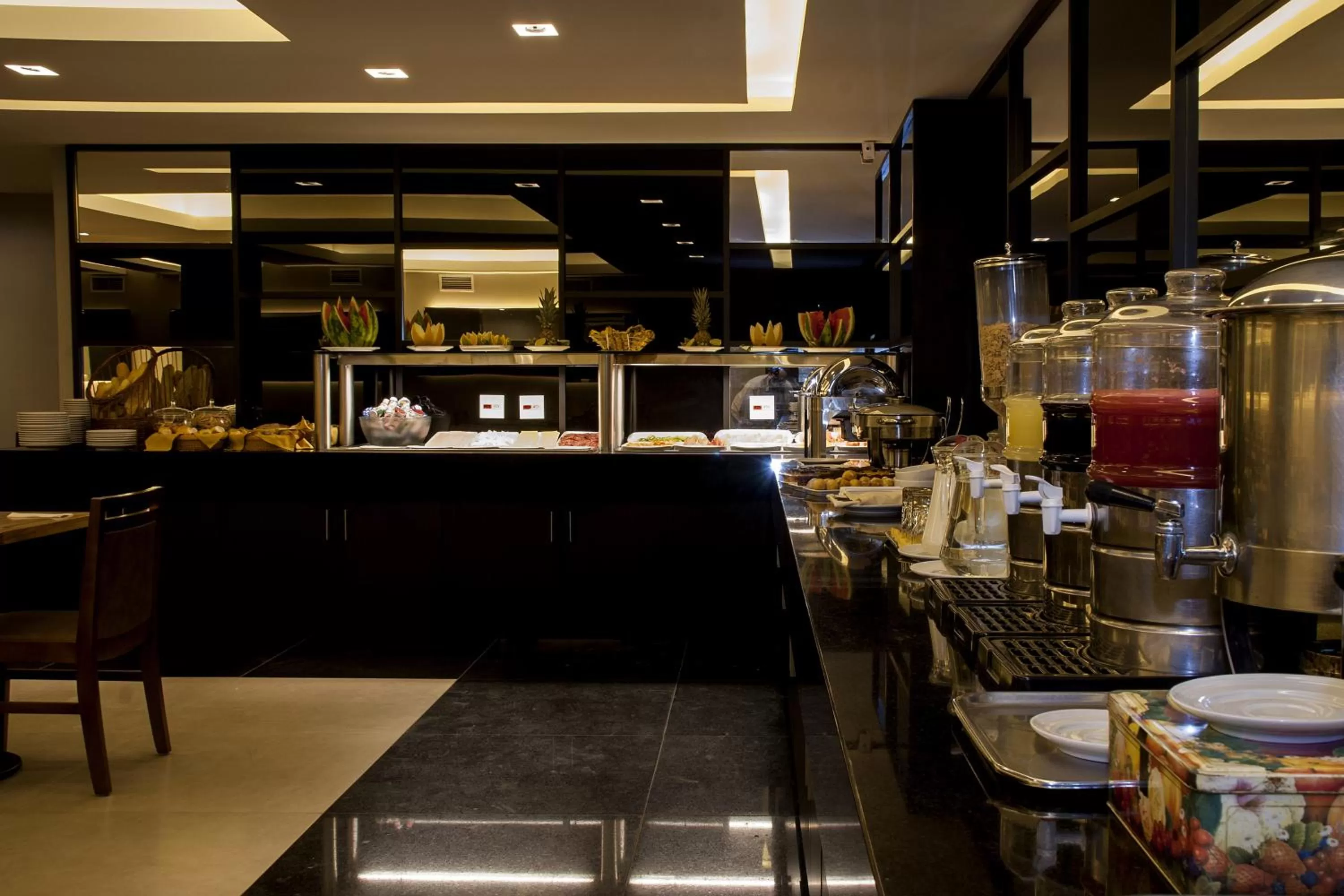 Property building in Américas Granada Hotel