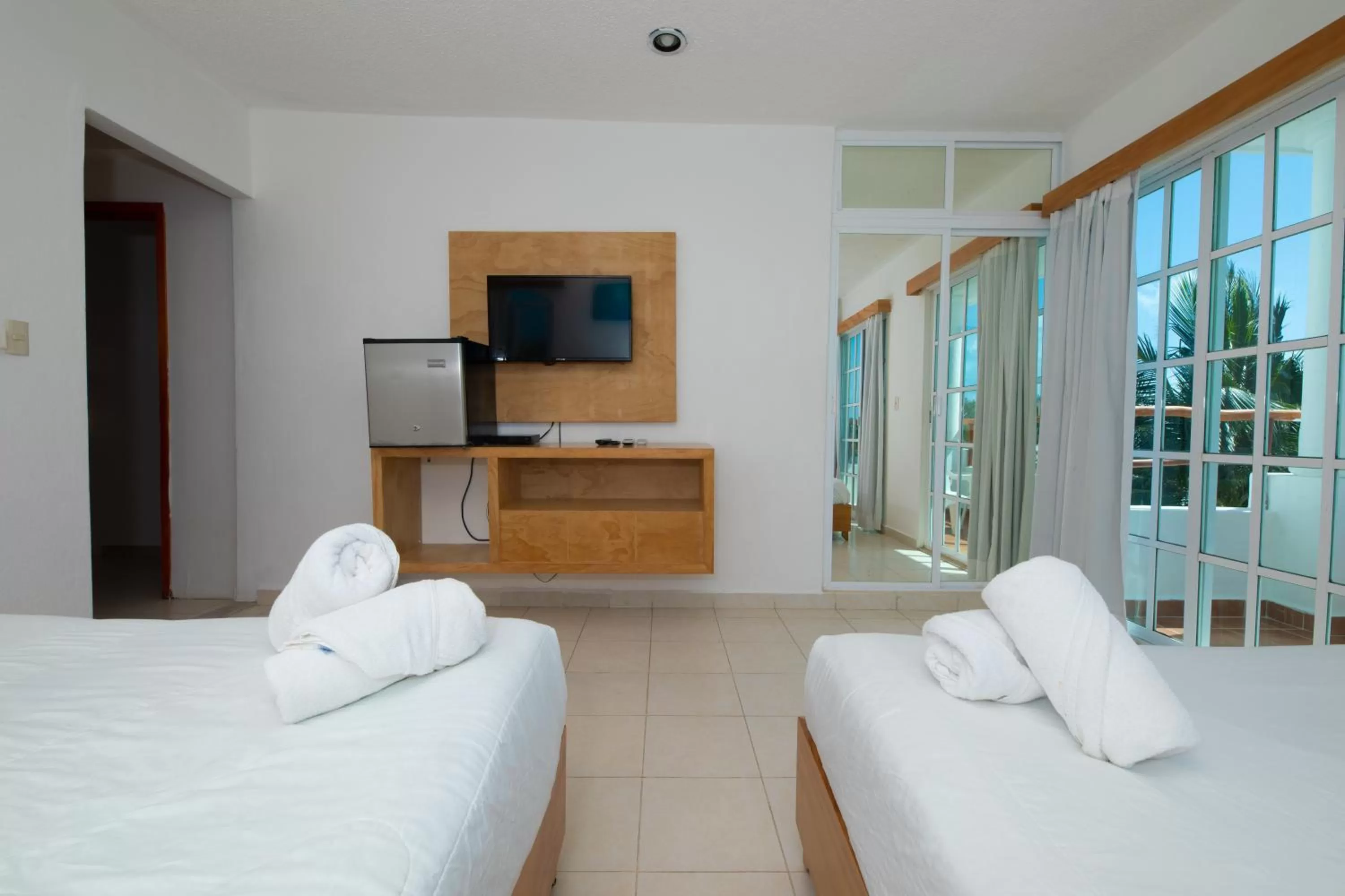 TV and multimedia, Bed in HOTEL & BEACH CLUB OJO DE AGUA