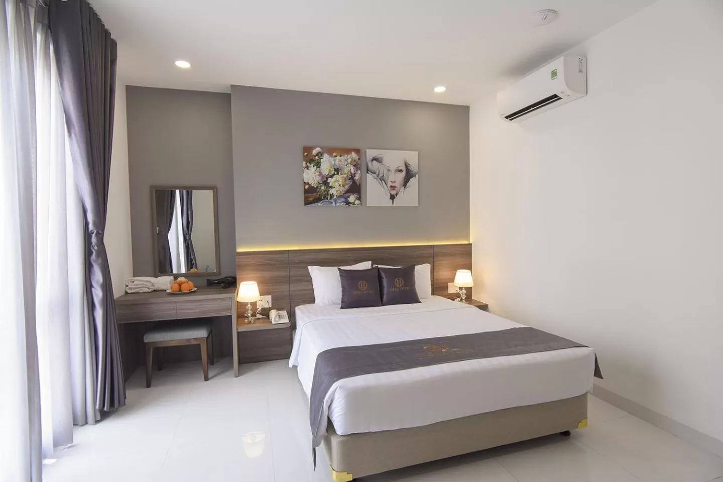 Bed in Hera Hotel Airport