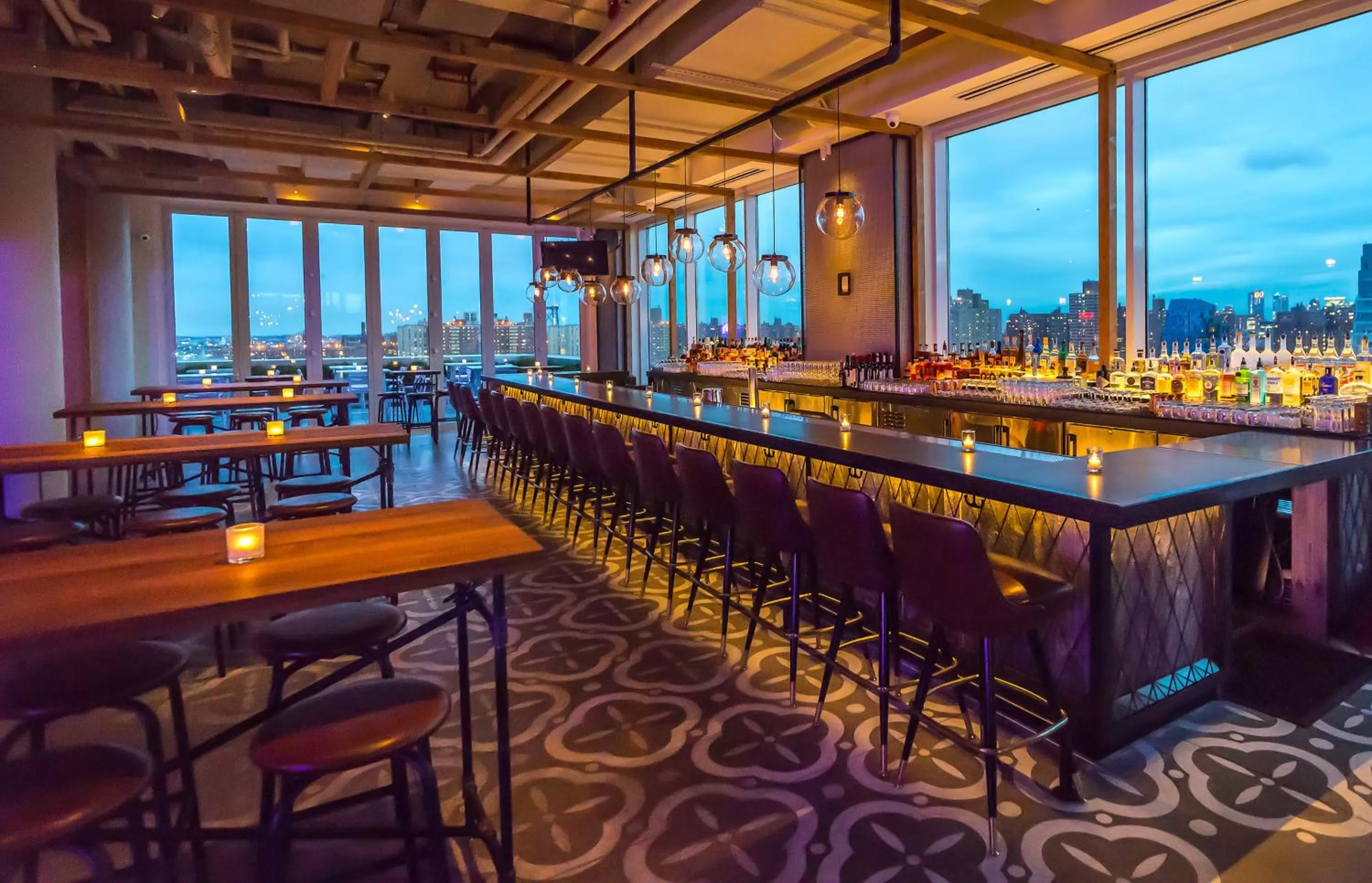 Lounge or bar in Hotel Indigo Lower East Side New York by IHG
